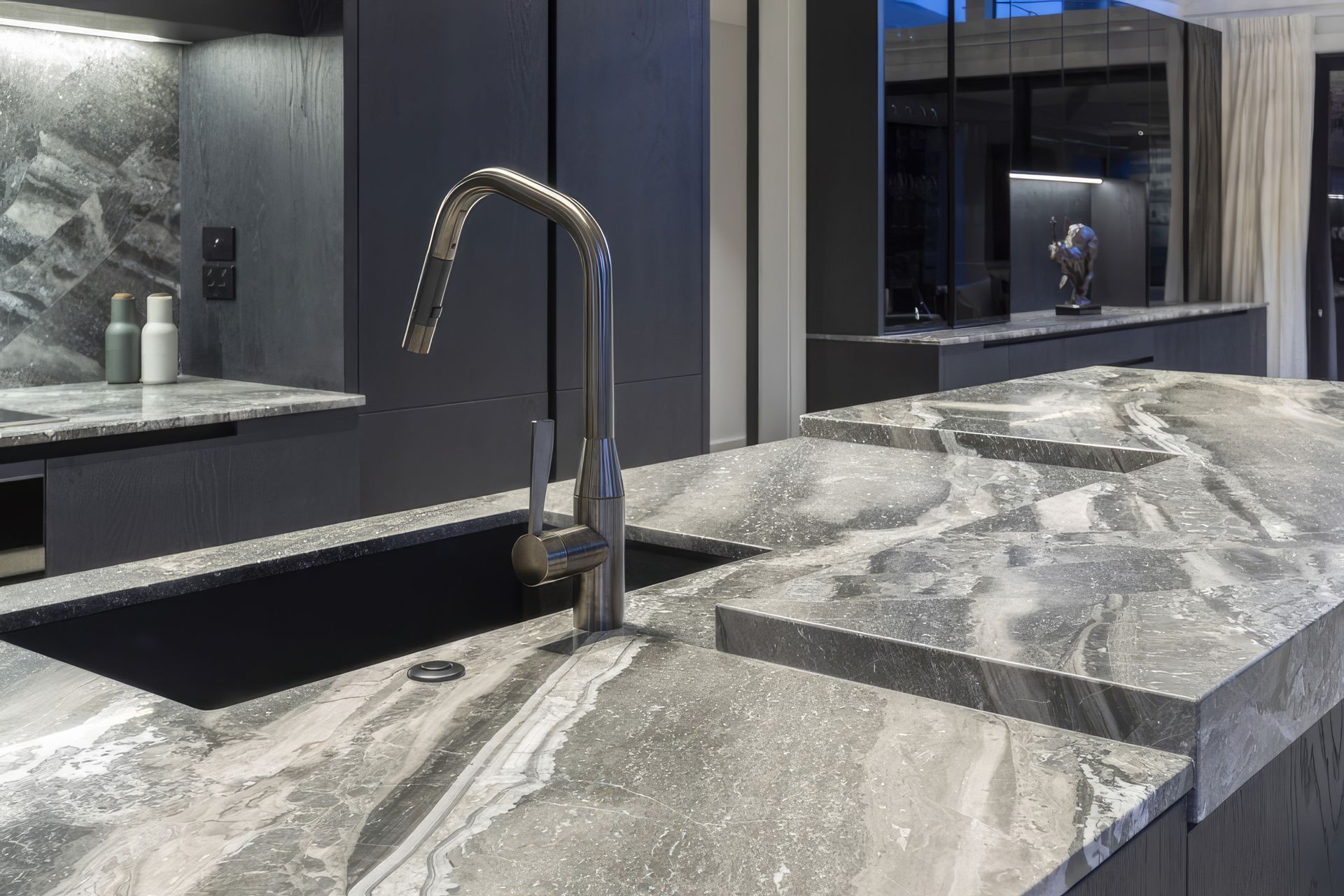tropique-bannerLeach-Island-Affogato-Marble-5-standard-scale-300x.jpg