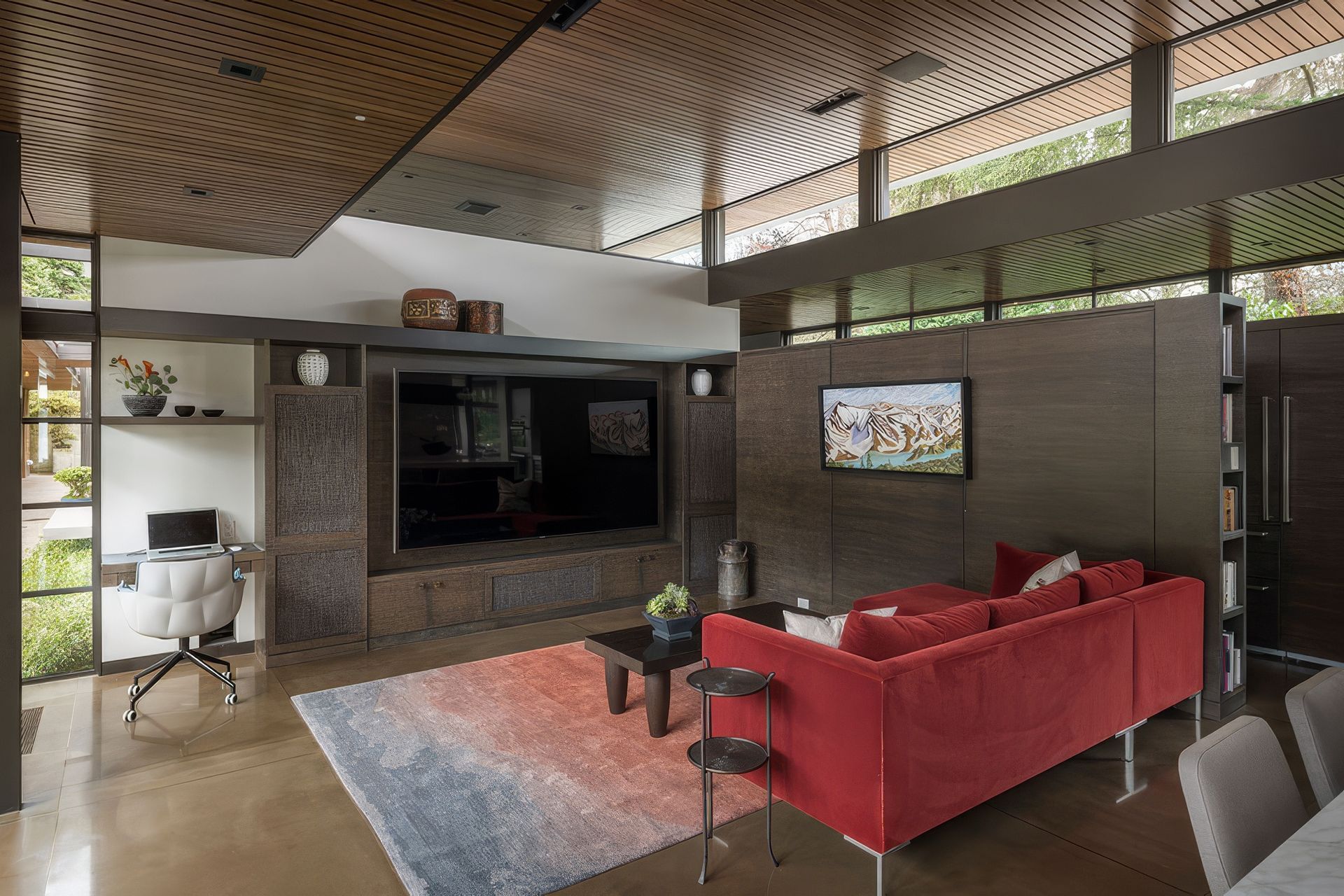 11silk-hiddencove-259x-closed-upscaled-by-Replicate.jpg
