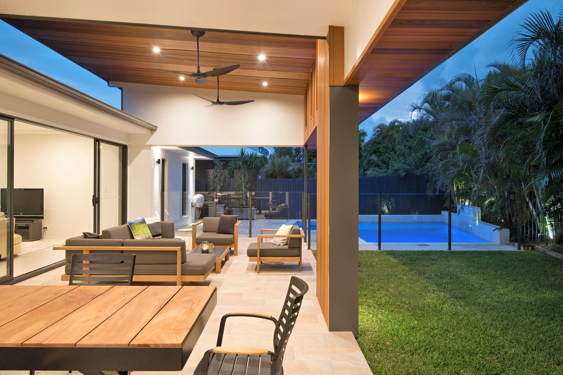 North Lakes Pool &amp; Entertainment Area Design