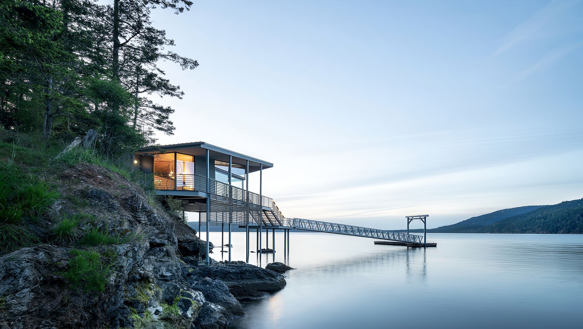 Boathouse banner