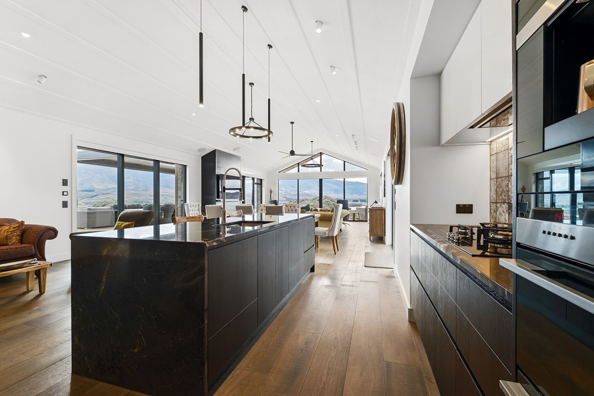 Lake Dunstan Residence