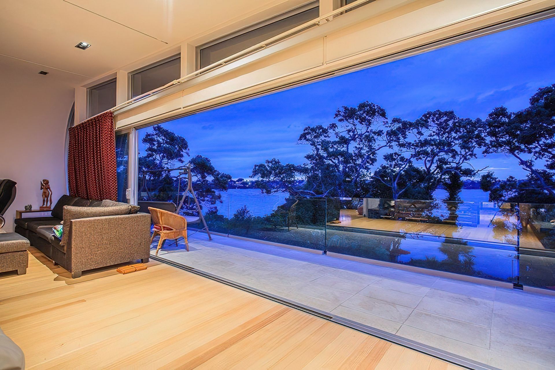 Lake Pupuke Build