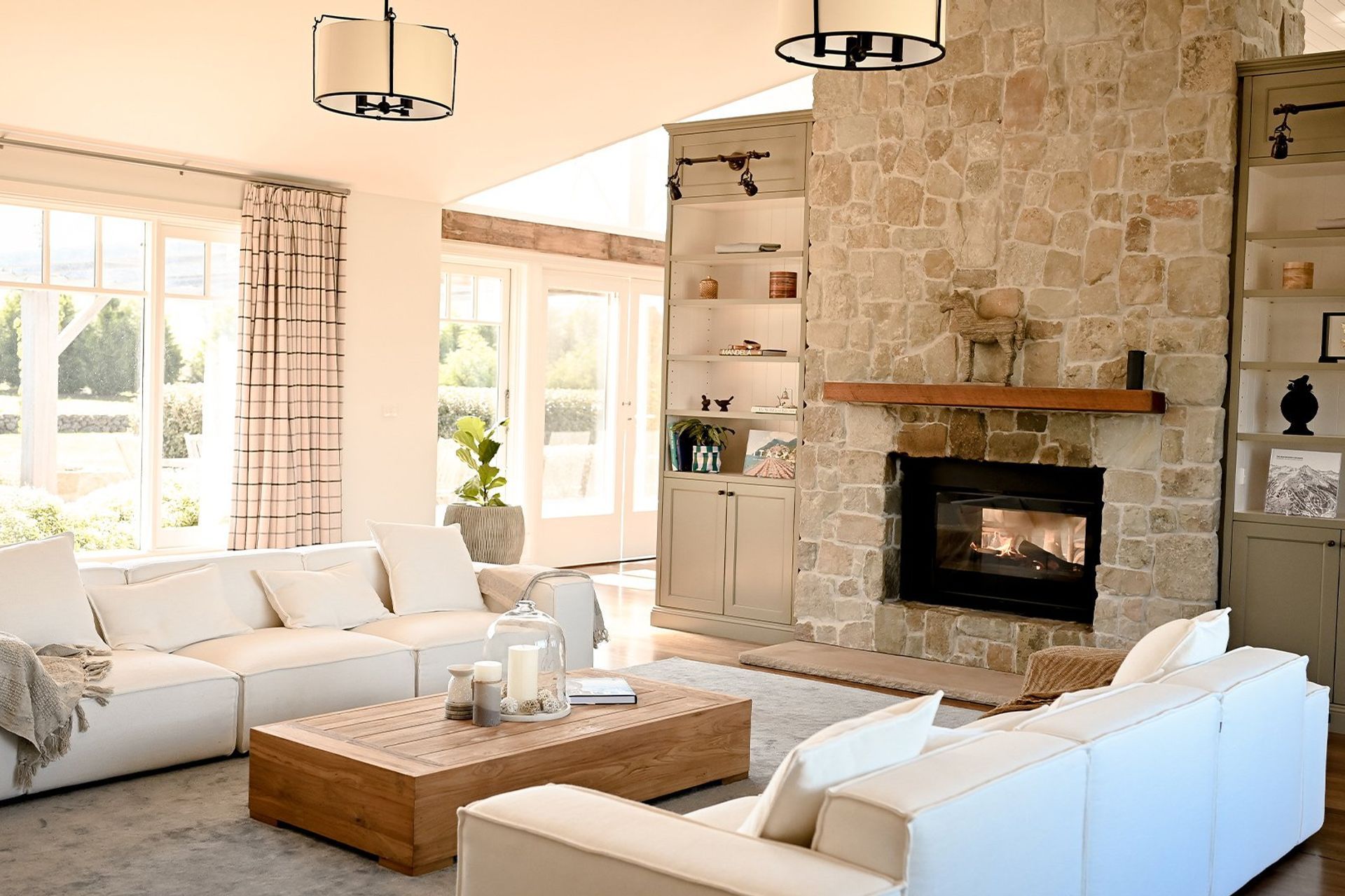 AX-i1000IB-DS-Monterey-House-Berrima-NSW-Interior-5.jpeg