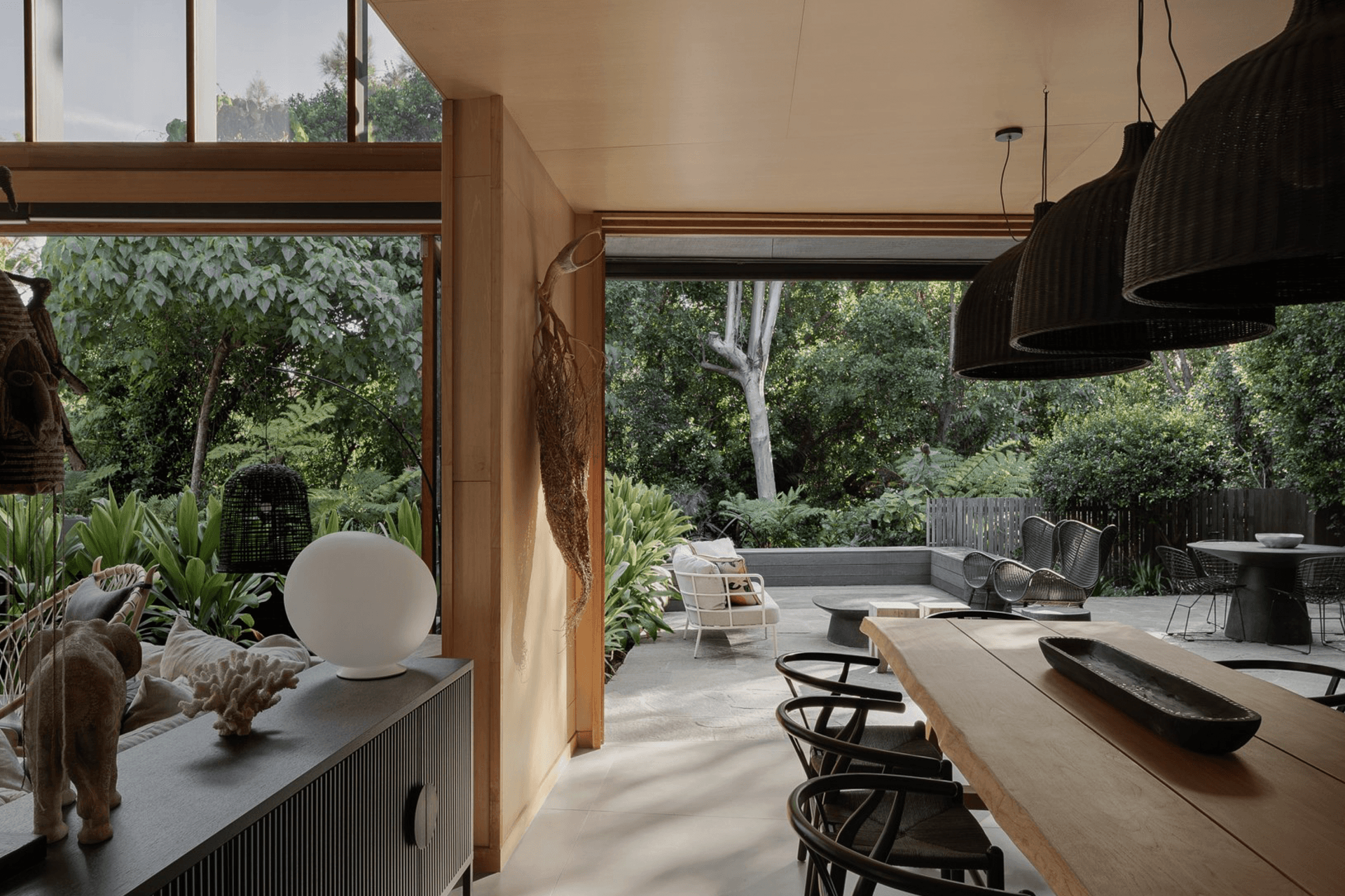 Axis-i1000FS-DS-Cottonwood-QLD-Interior-3.png