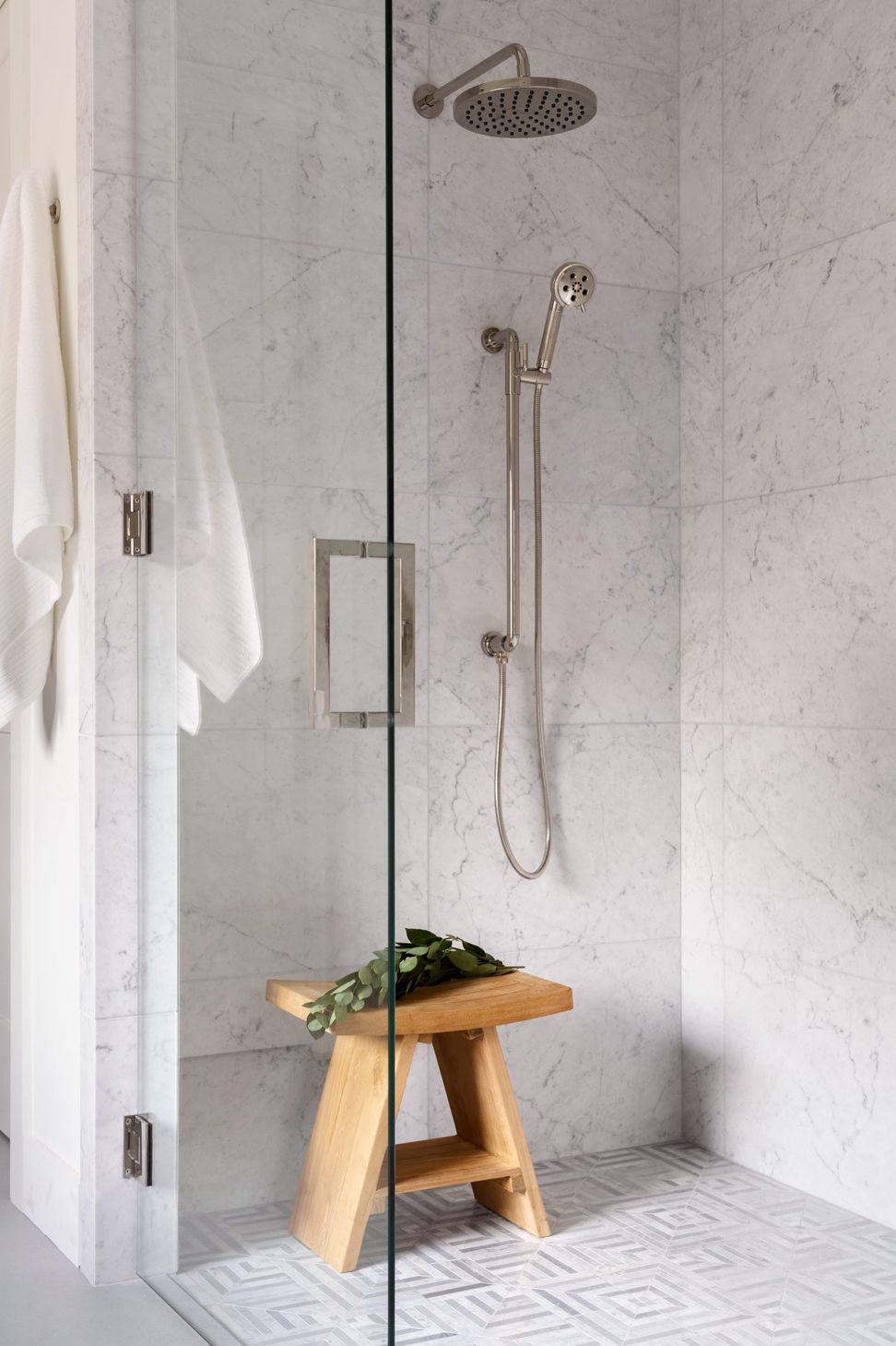 Etch-Design-Group-Etch-Interior-Design-Austin-Texas-Main-Bath-Shower-scaled-portrait-fde3c1812614ca470163bdcb1a8e2b70-4qvdcfzw396s.jpg