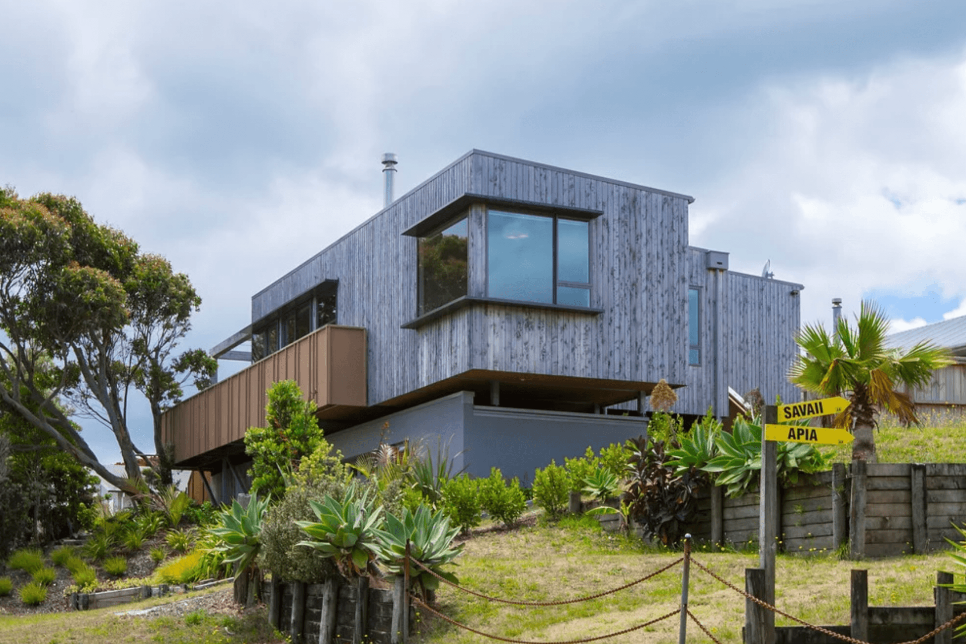 Whangapoua House