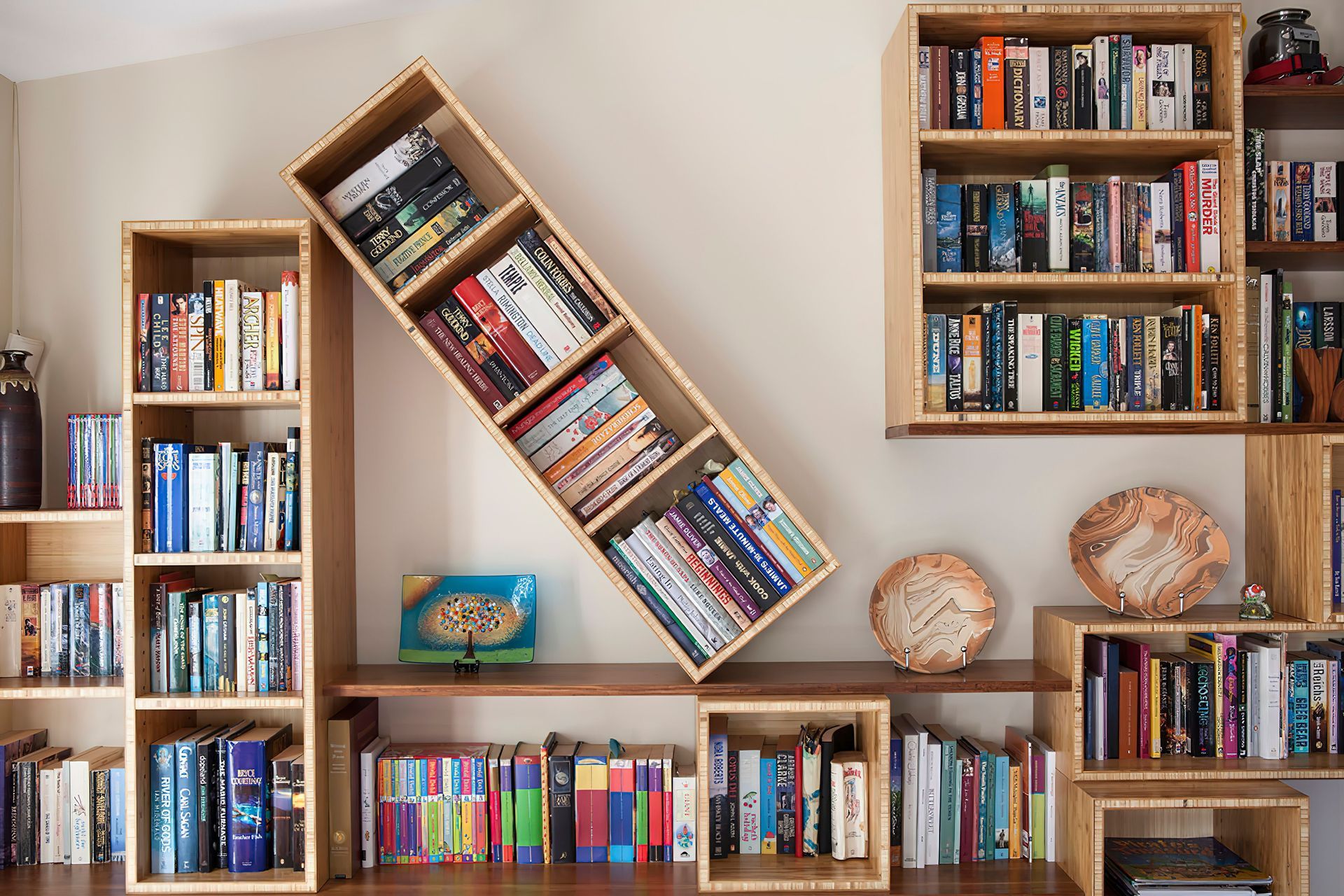 SelectCustomJoinerybookcase004-1-1.jpg