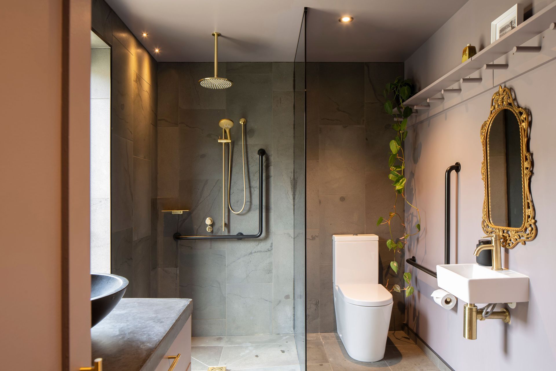 YHGTarras-CromwellRoad011.jpg