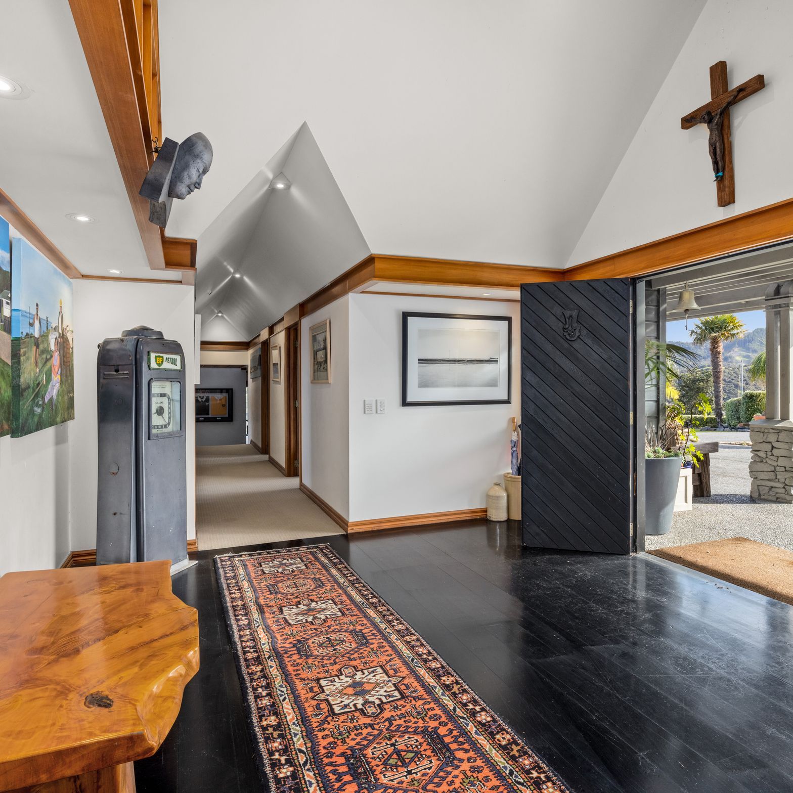 20220917Taupo-Bay-Lodge-49.jpg