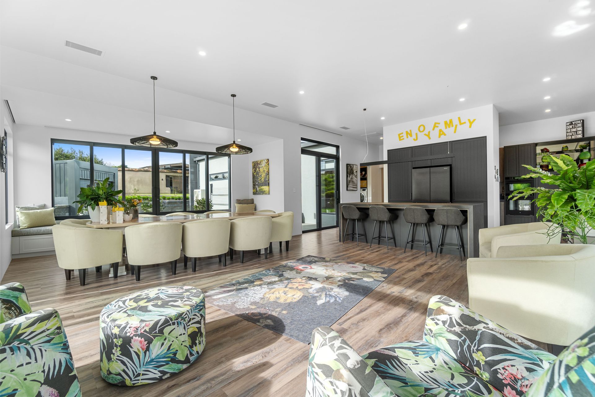 083Open2viewID593439-6972BondRoad.jpg