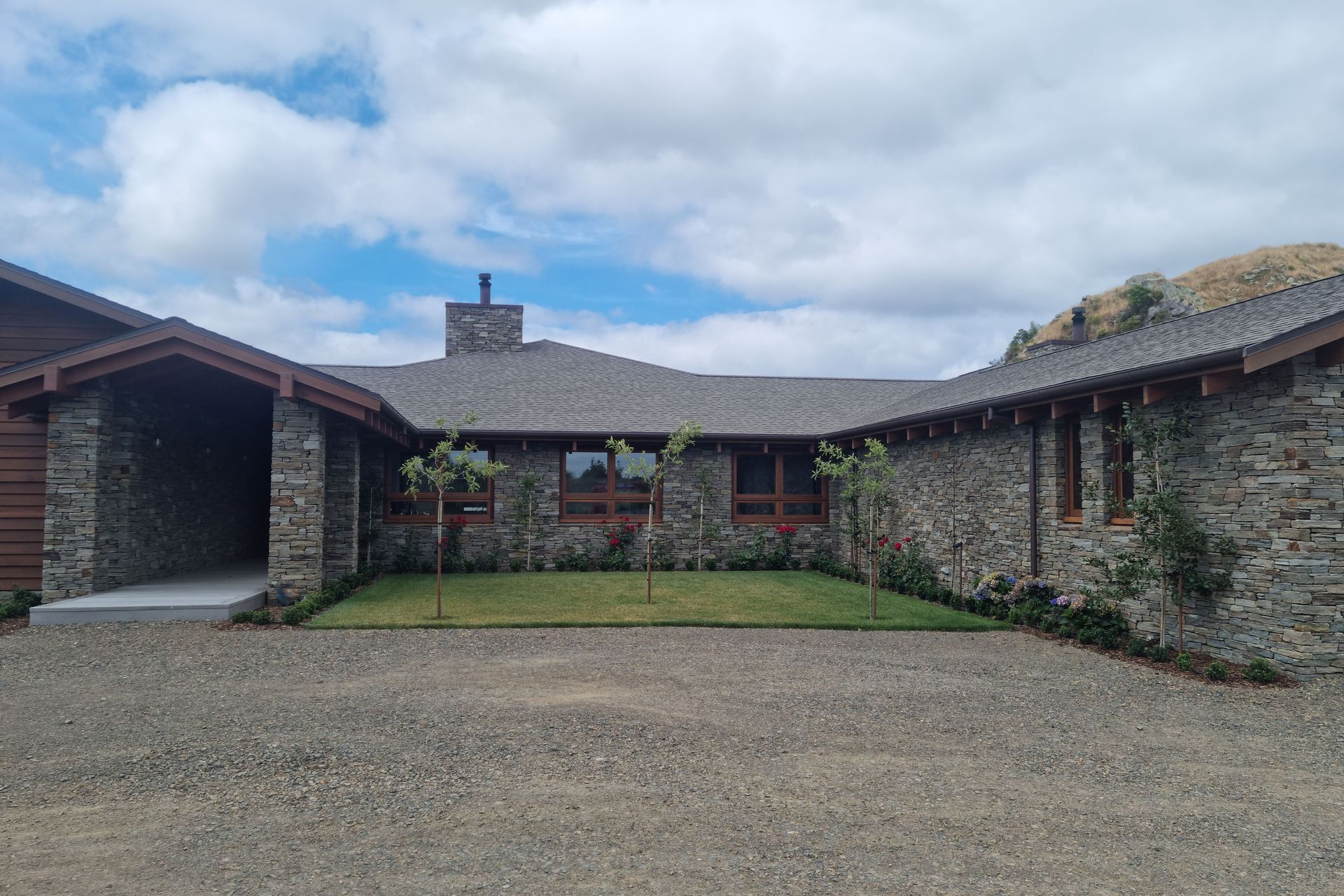 Whakaroa House
