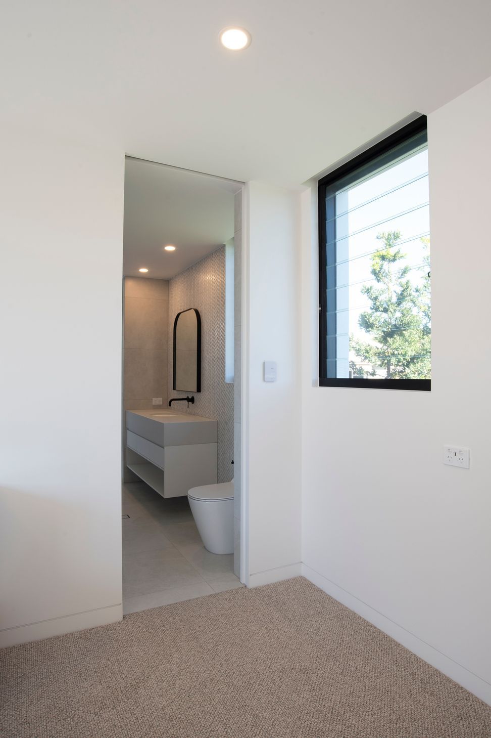 The Full-height SlideSet leading from an upstairs bedroom through to the bathroom