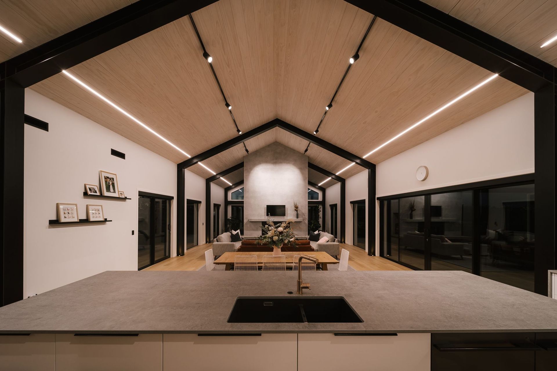 The Bradburys Build