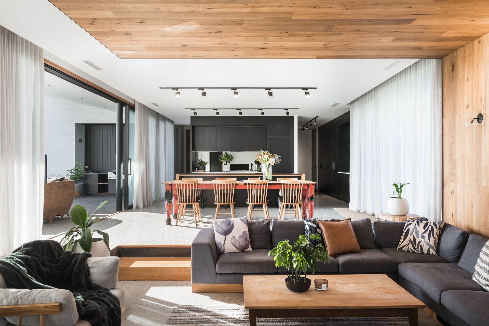 Ivy Lane Residence