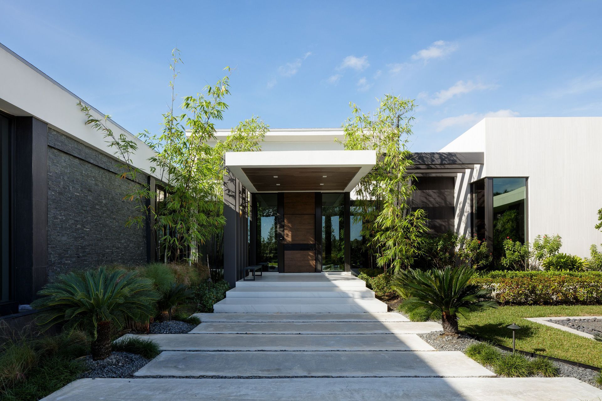 5DSR9942-copy.jpg