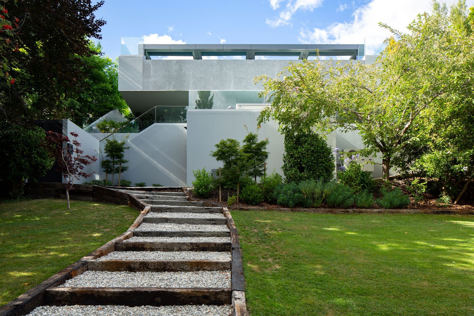 709PeninsularRoadKelvinHeights027.jpg
