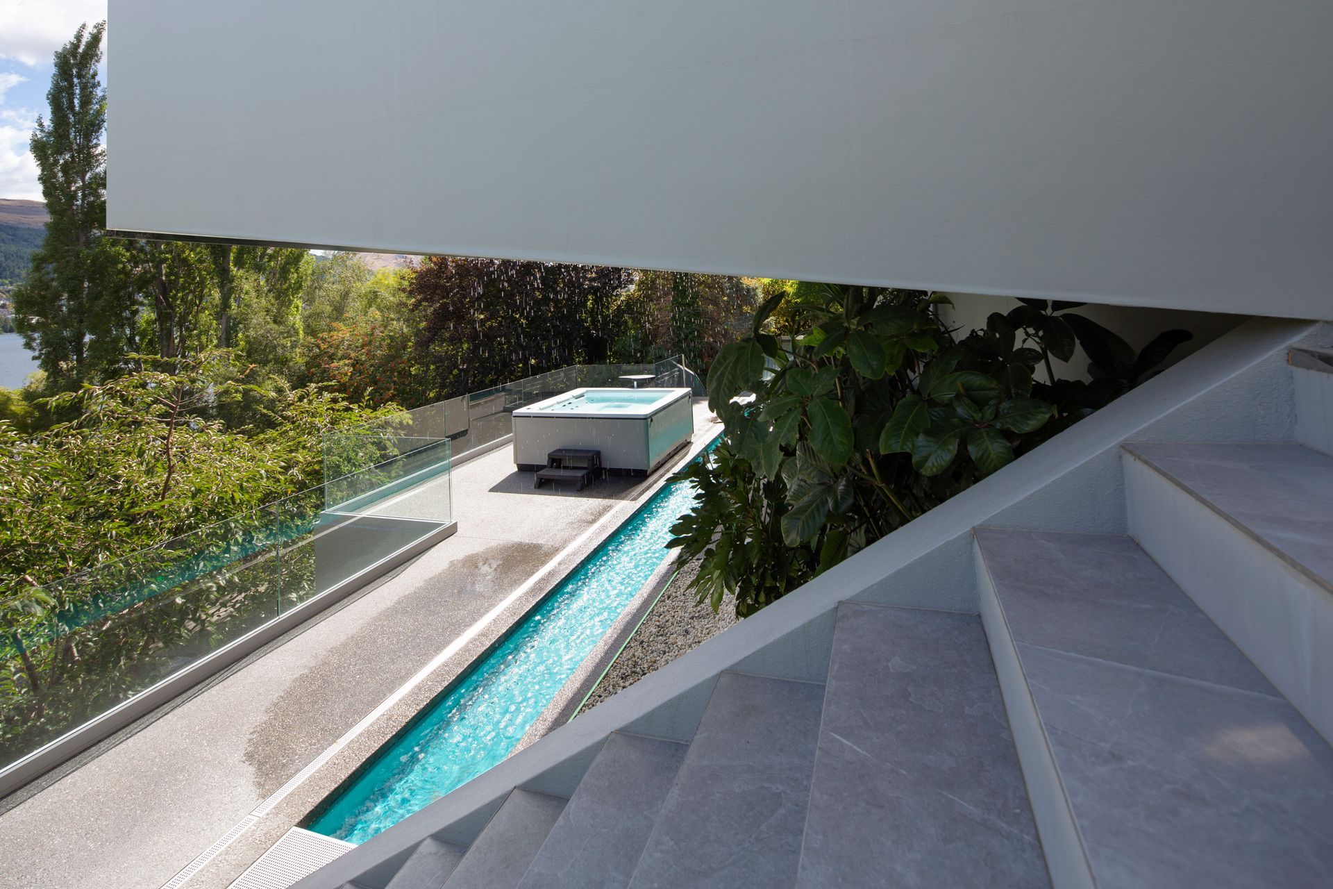 709PeninsularRoadKelvinHeights030.jpg