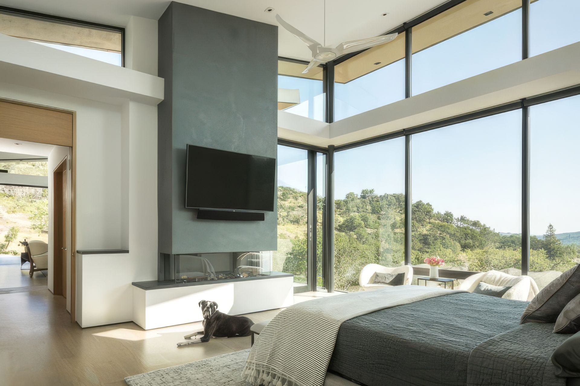 738x738Napa-Hillside-Residence-WEB-26-upscaled-by-Replicate.jpg