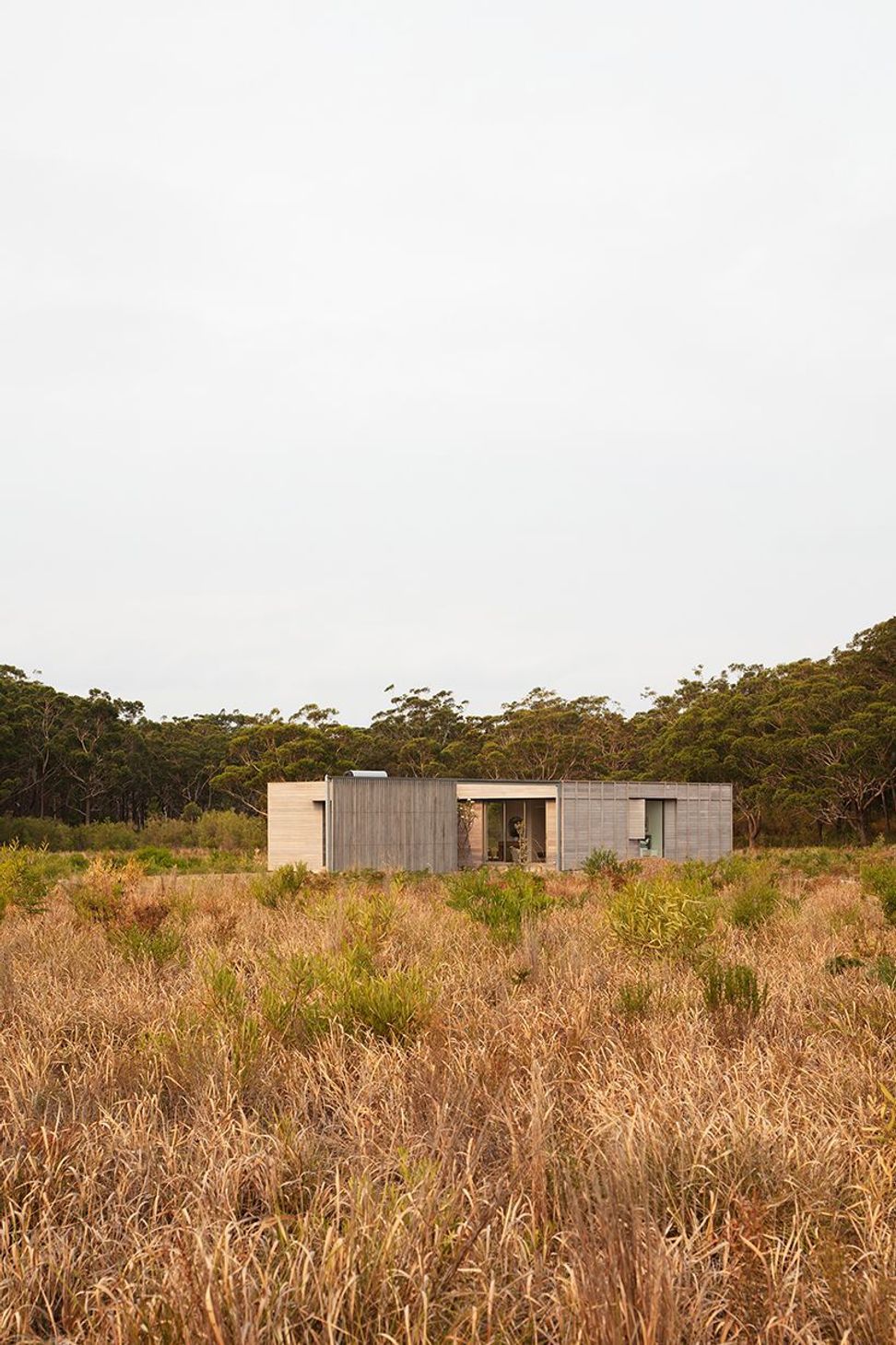 Courtyard House for Fabprefab