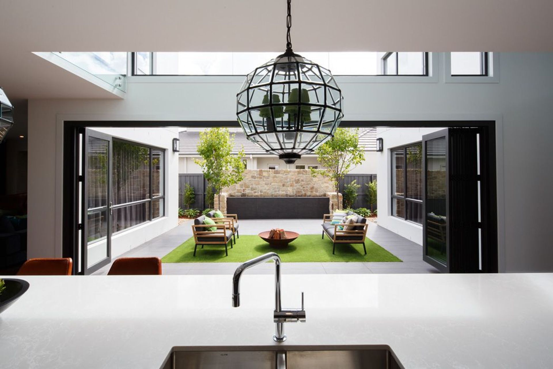 Aria Display Home