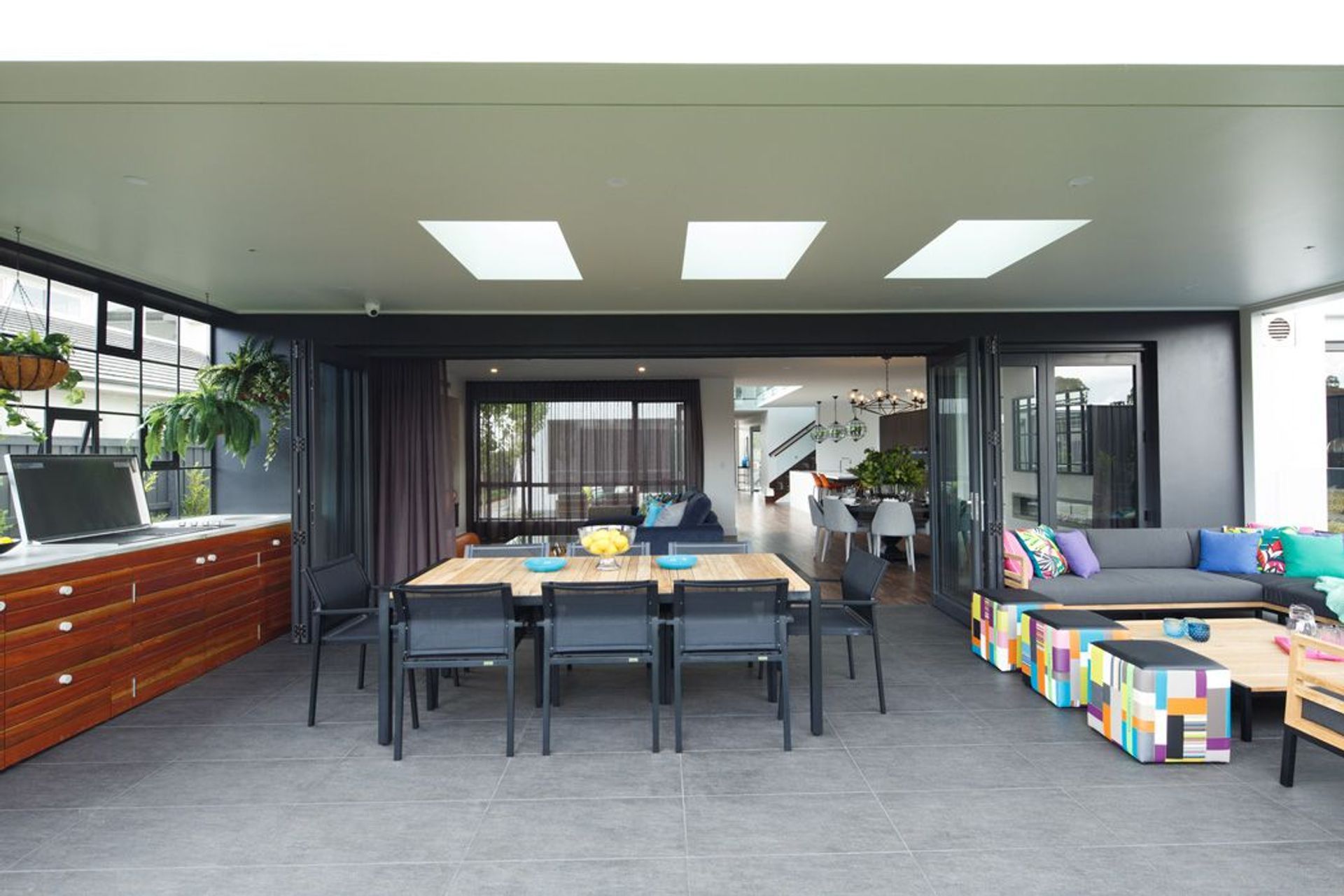 Aria Display Home