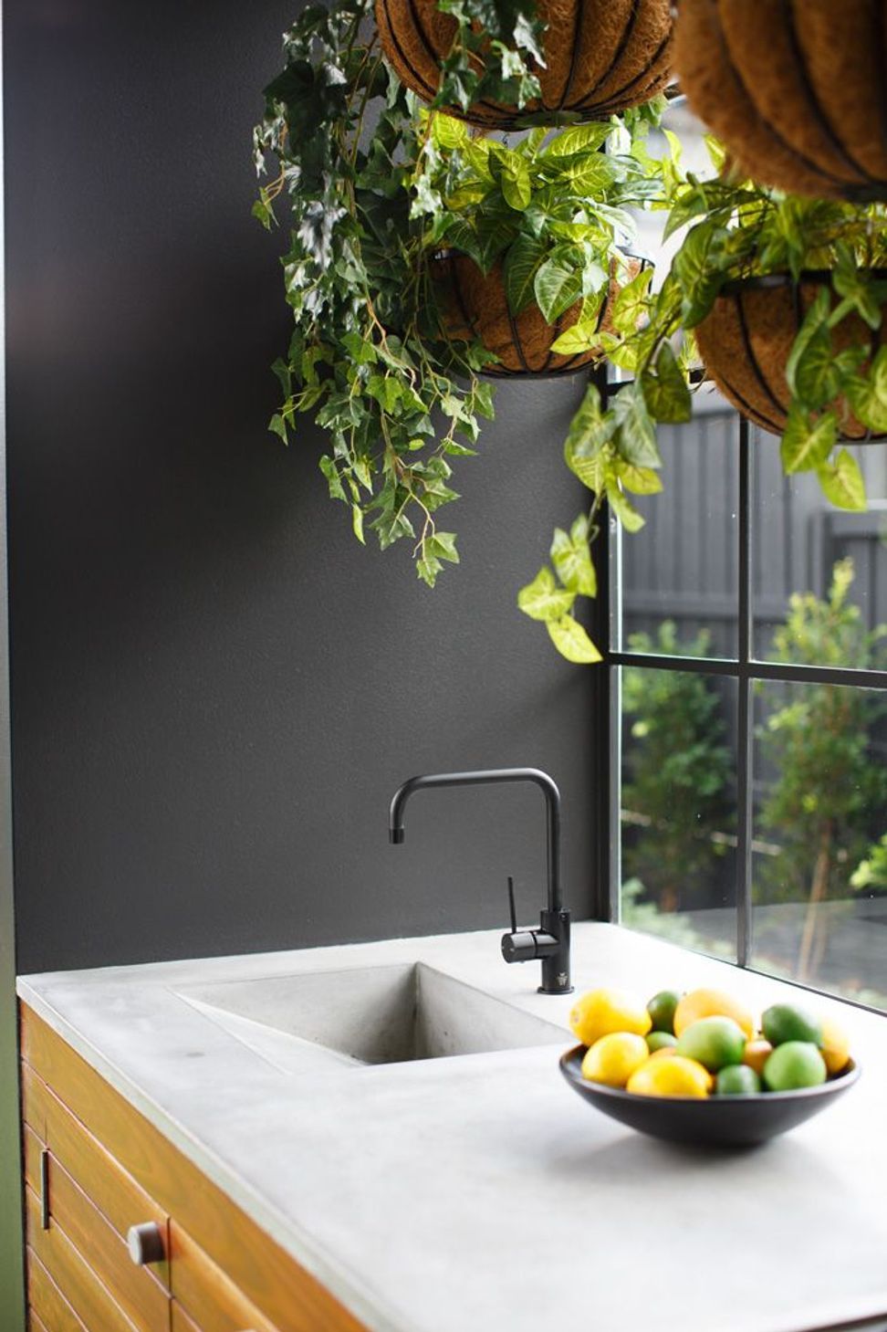 Aria Display Home