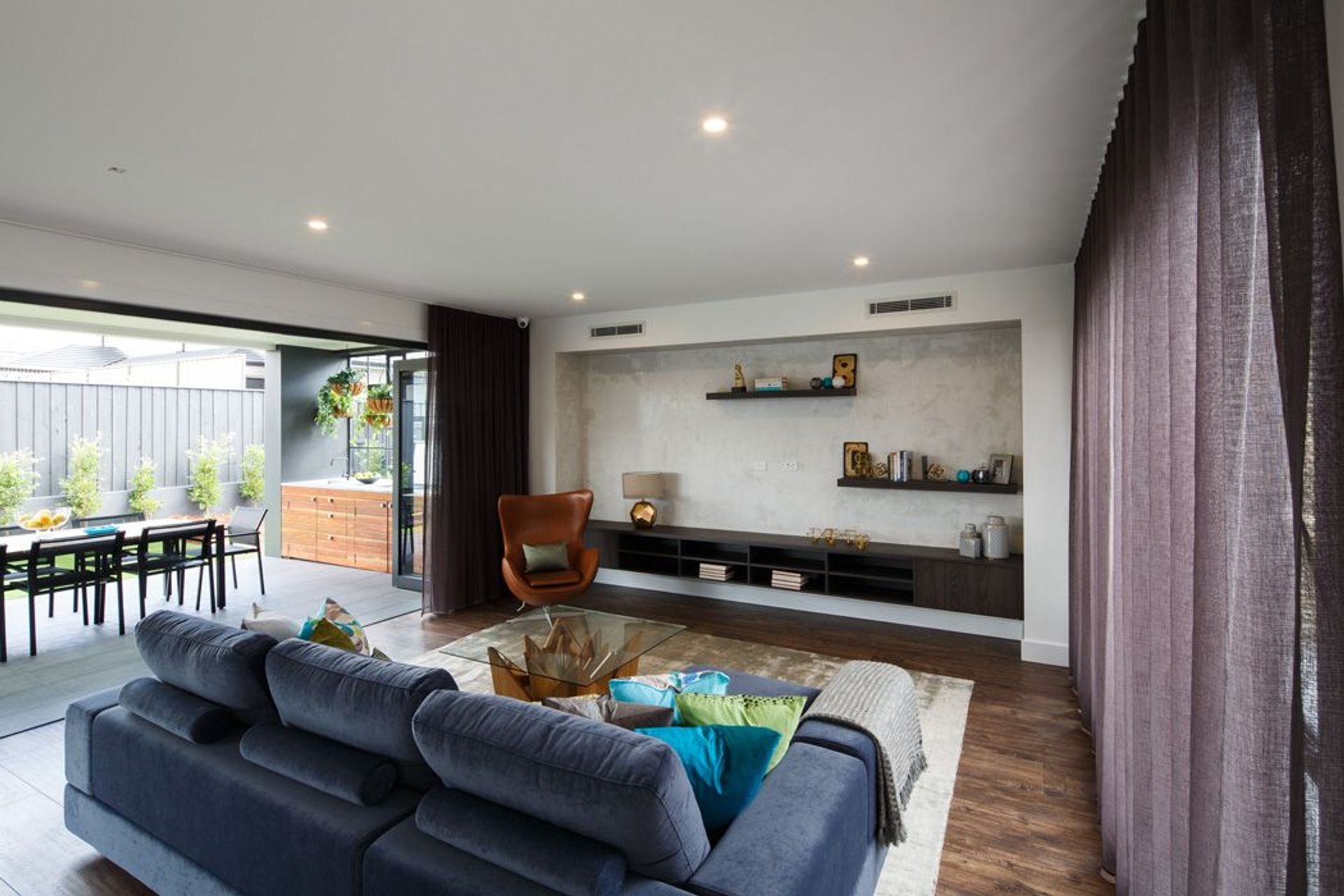 Aria Display Home