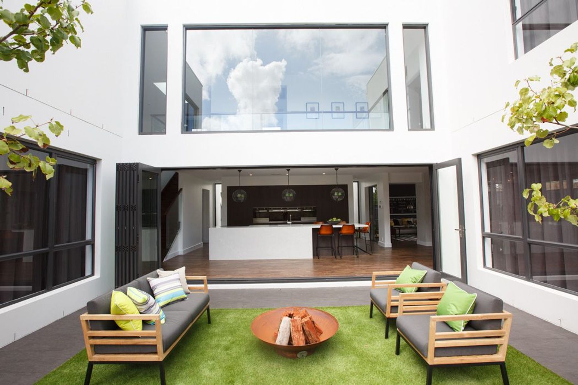 Aria Display Home