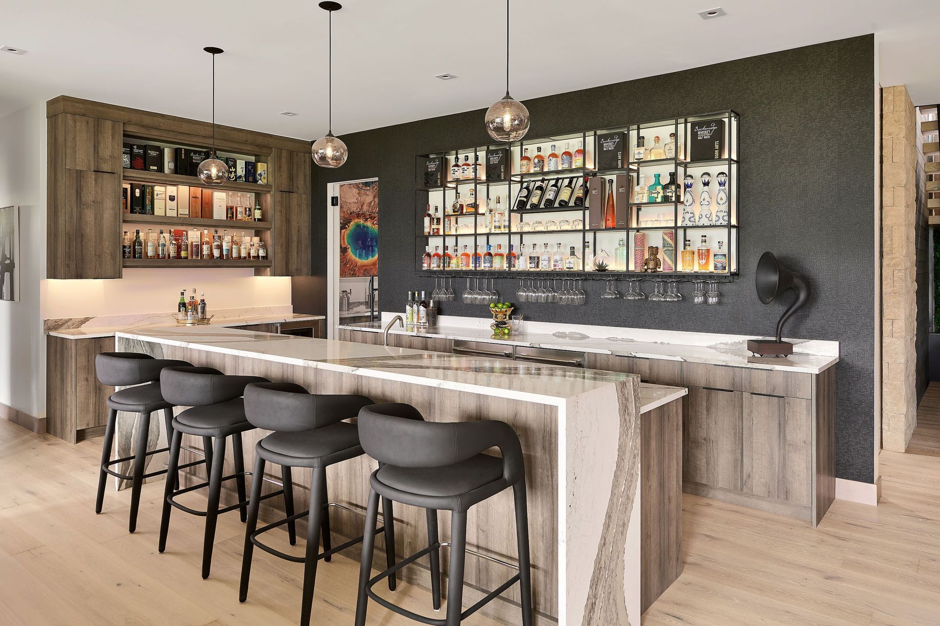 Bourbonhaus421WEB.jpg