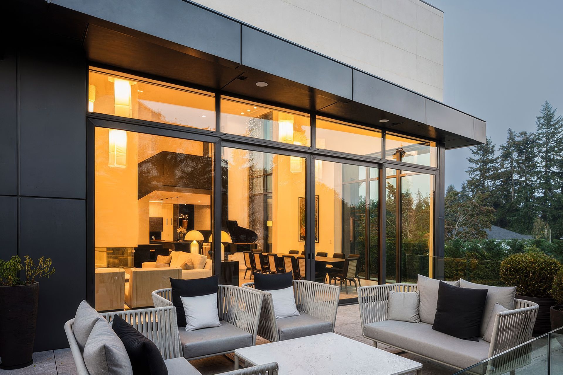 Broadmoor-Contemporary05-v2-upscaled-by-Replicate.jpg