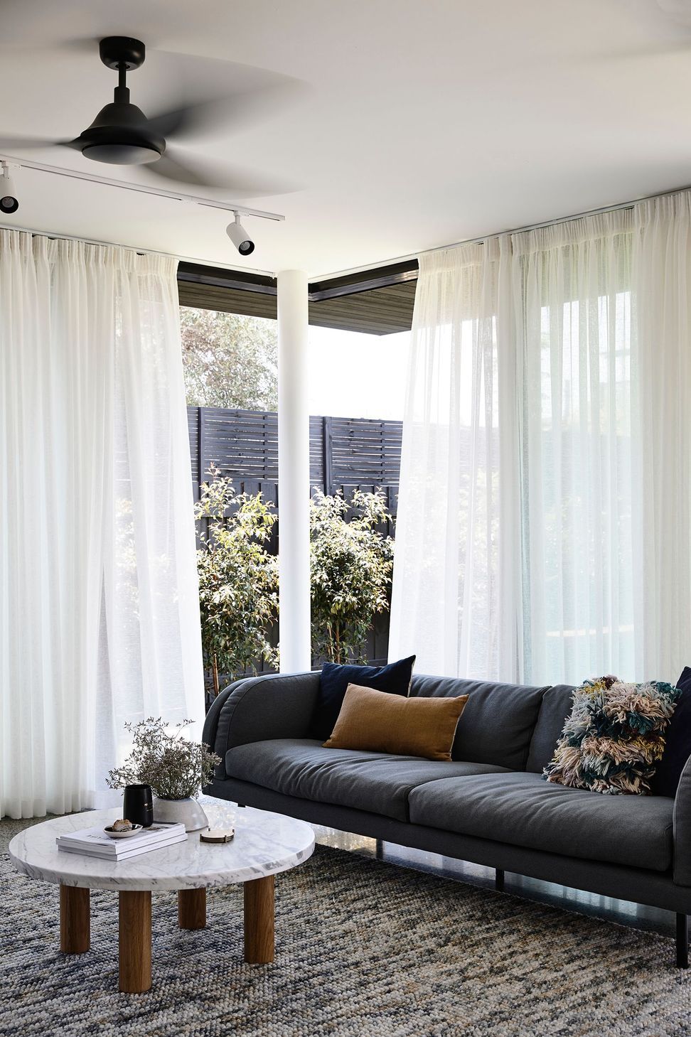 Paperback  House, Northcote - External Venetians