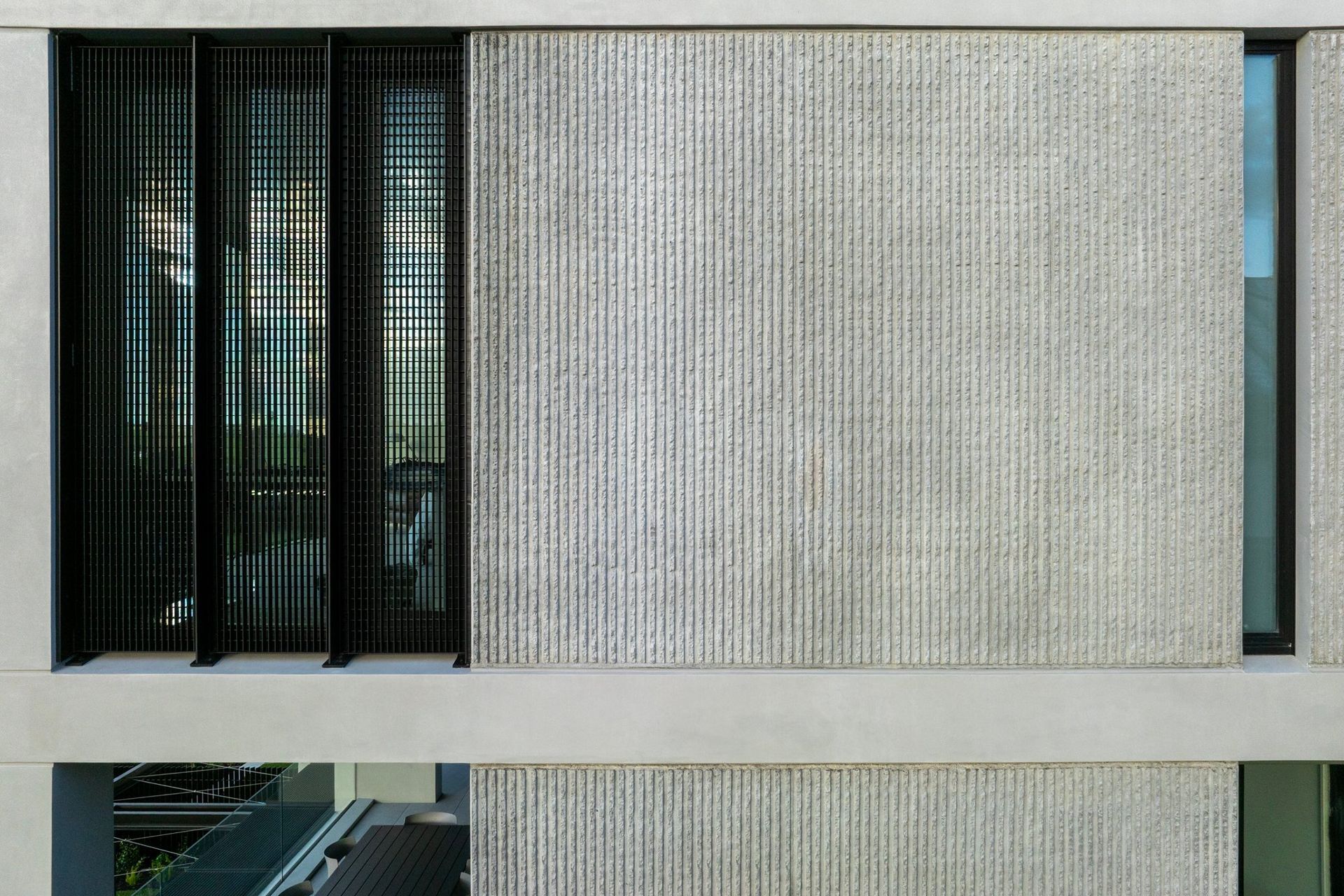 EXT8.jpg