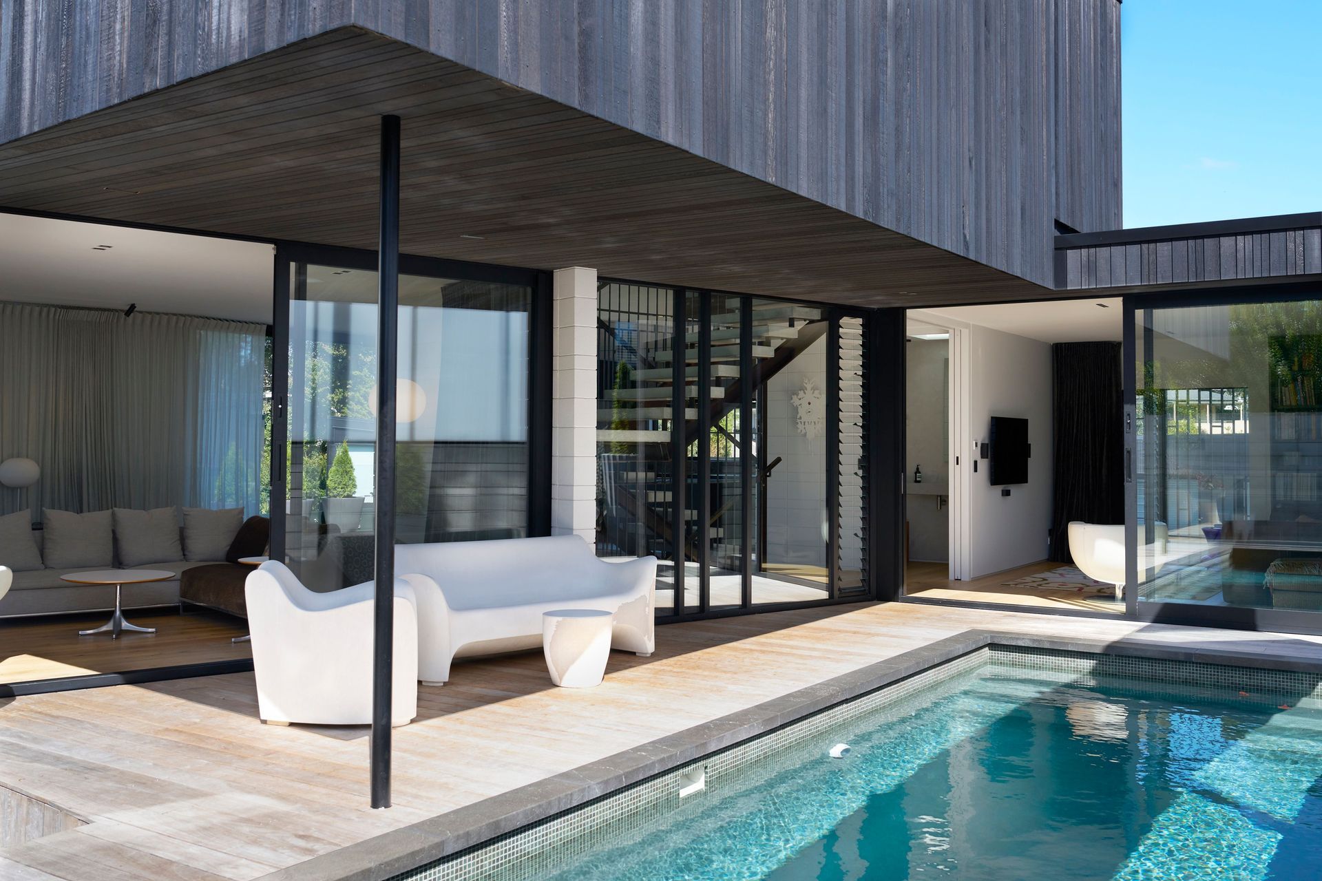 Gerrad-Hall-ArchitectsWestmere-Right-of-Way-HousePool-2Tash-Hopkins-Photography5-.jpg