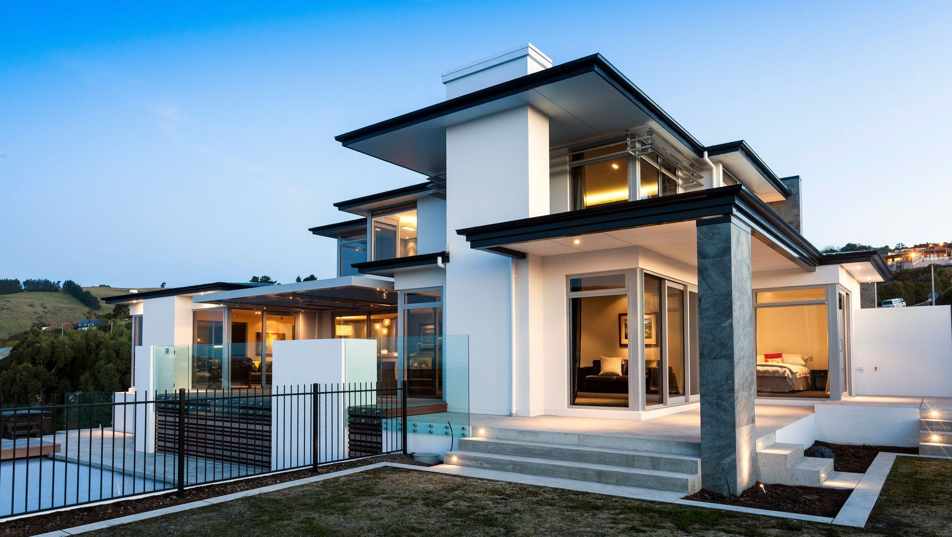 Modern Hillside Family Home | Redcliffs banner