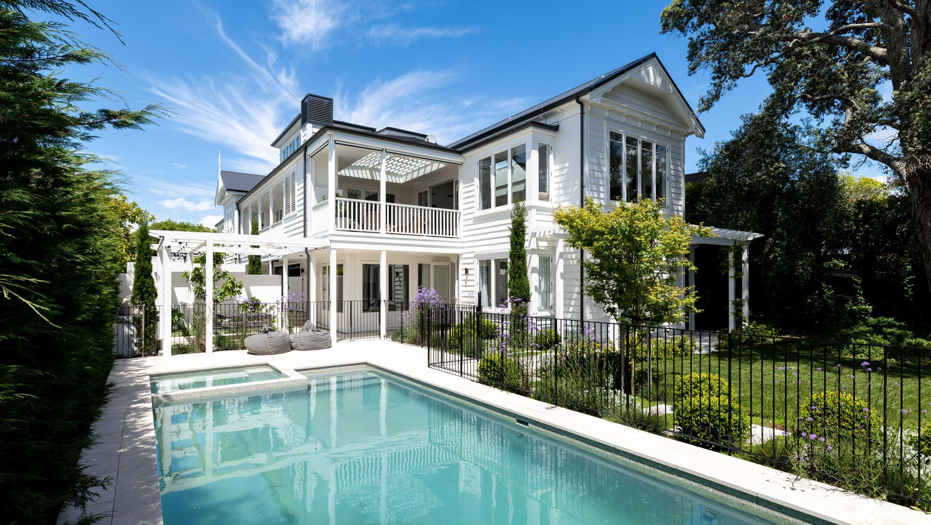 Seaview Road, Remuera banner