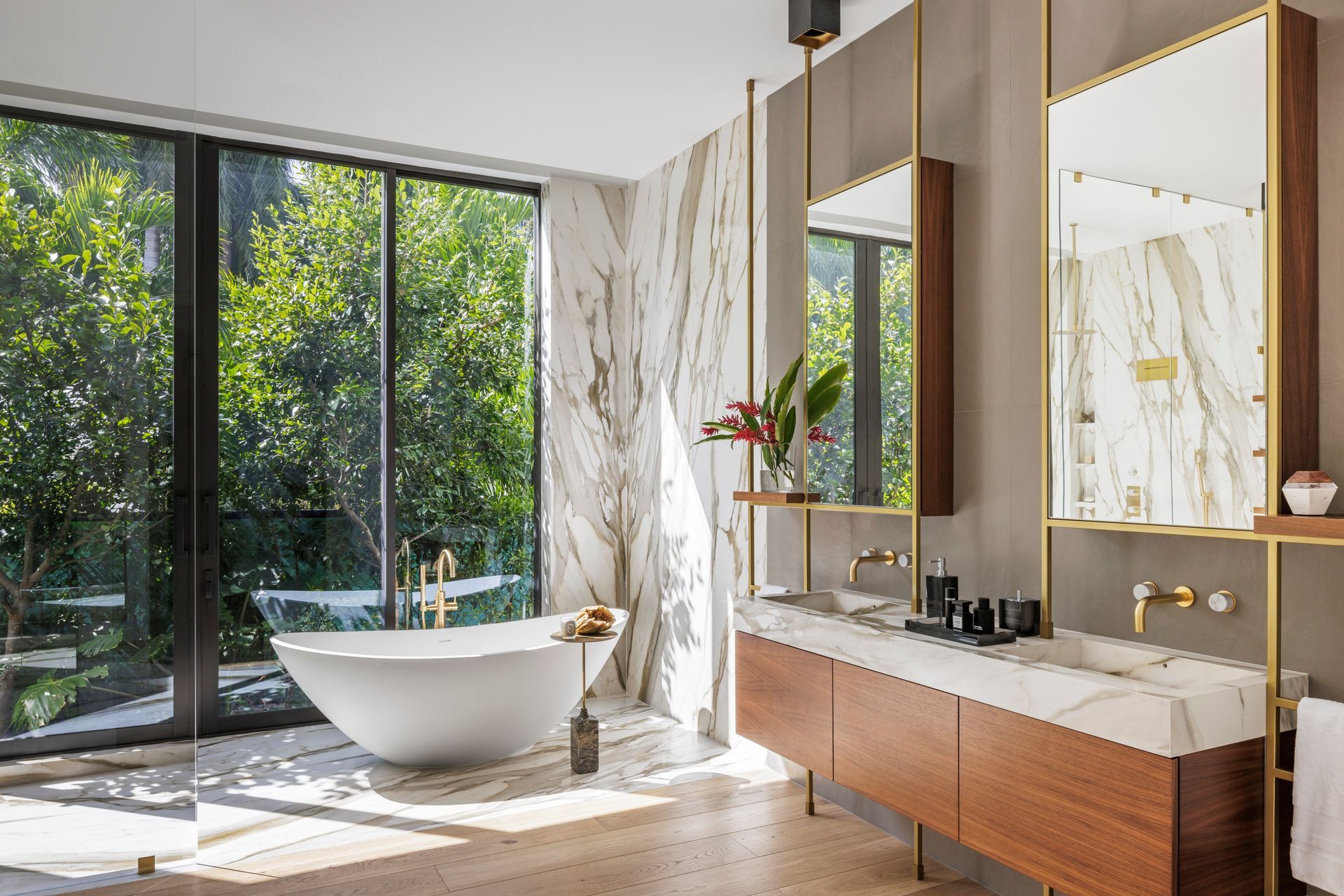 LUXESDH701NE77STMiami250-HDR-Pano-Edit4K-ap-compressed.jpg