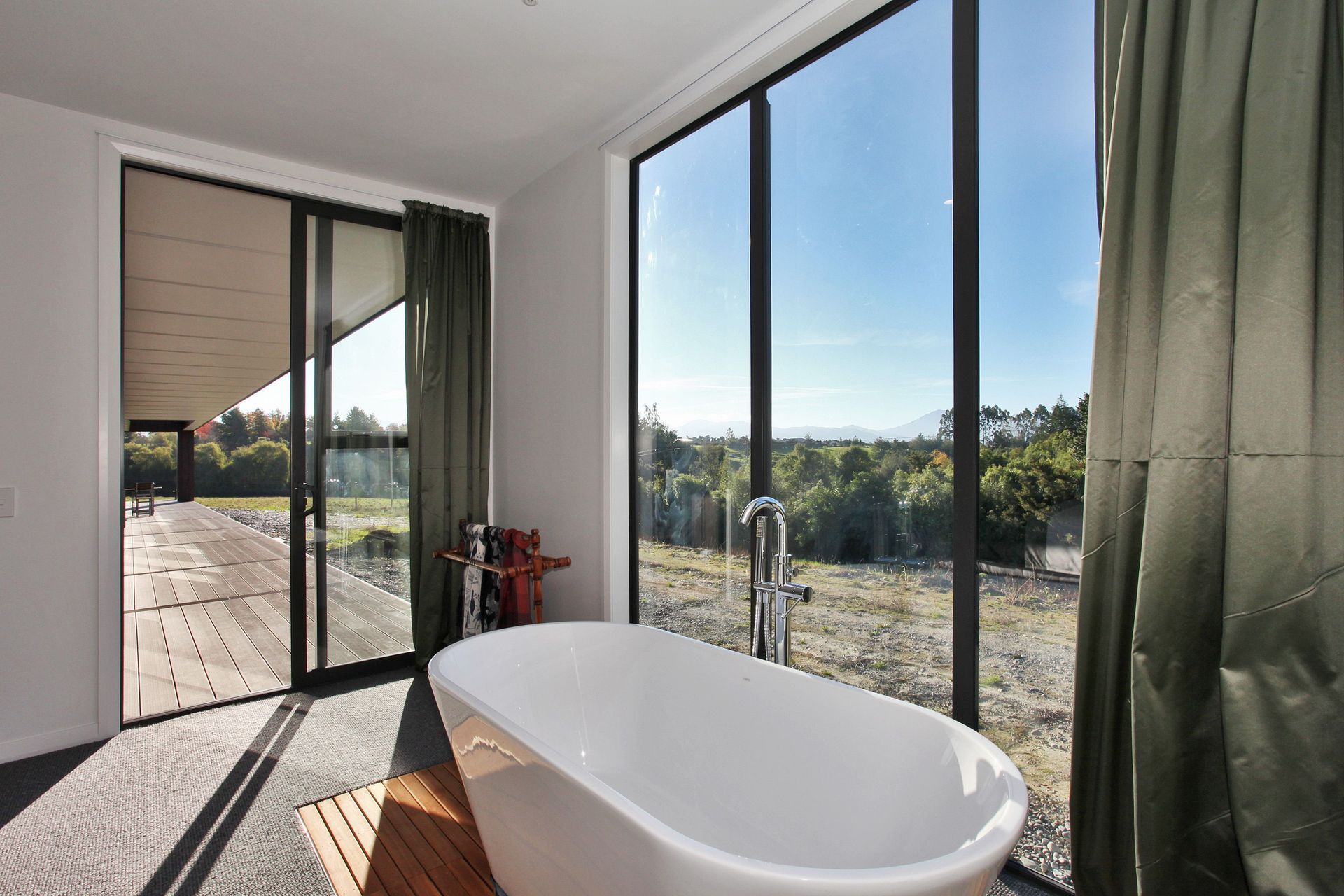 MSC-14543-1-7-14-Bath.jpg