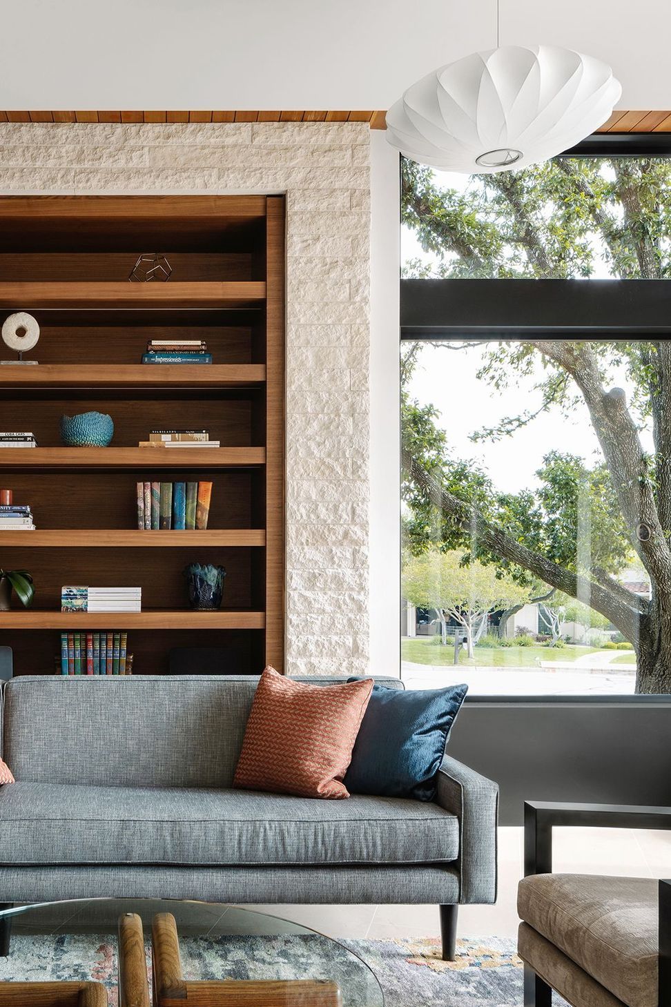 Modern-Ridgewood-Cove-Residence-ALIGN-Austin-Architects-11.jpg