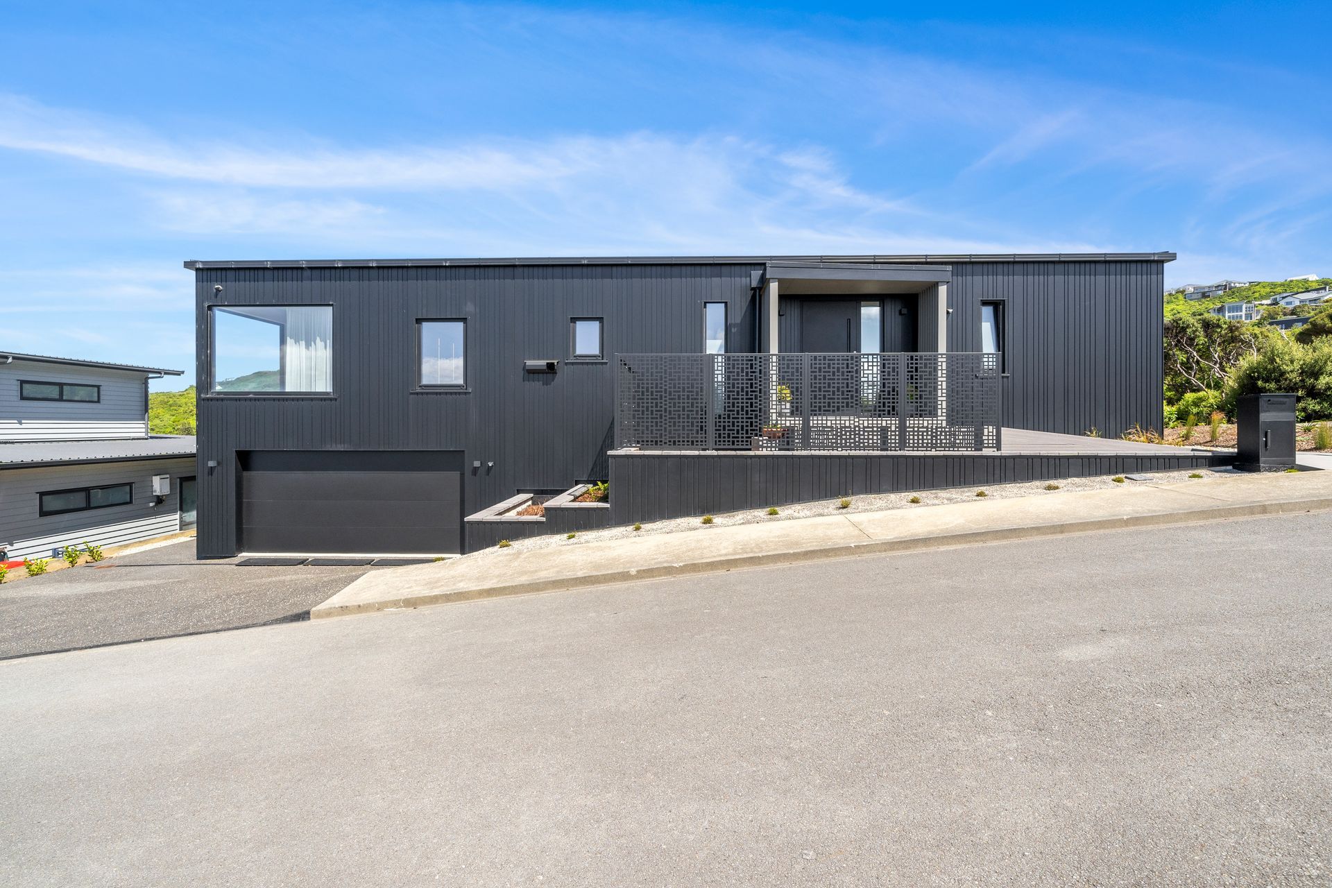 NZCB-VOL8-12-20CromwellPoint-MikeCraig274XL14.jpg