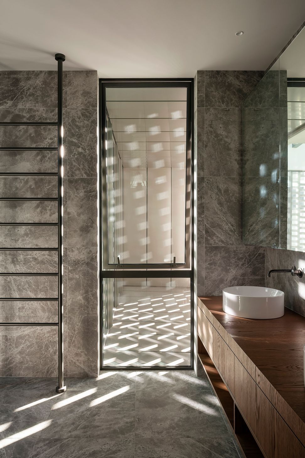 One-One-Two-Ensuite-Sam-Hartnett.jpg