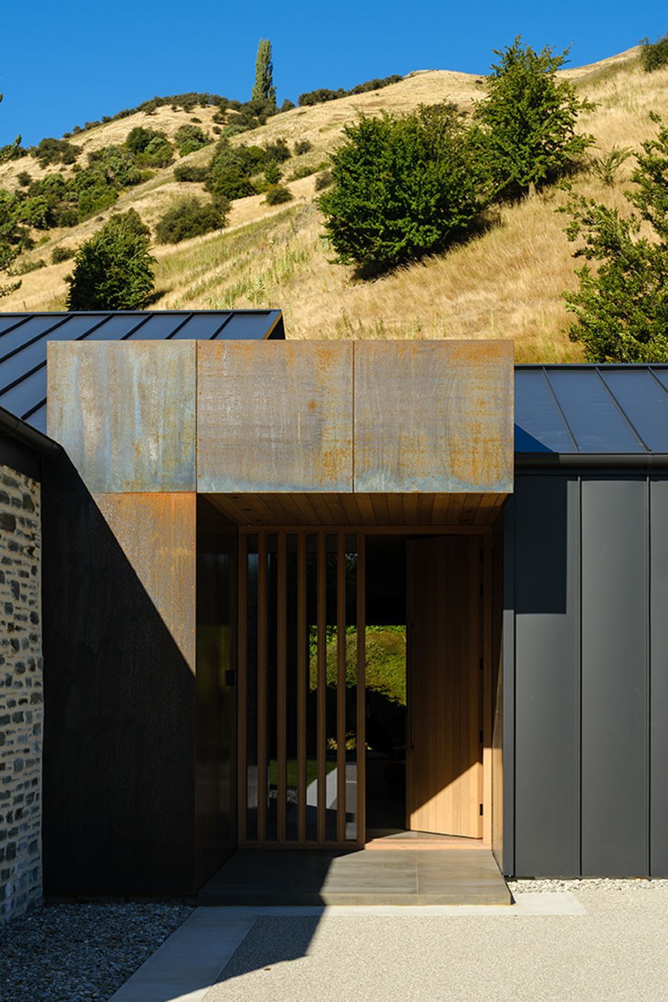 PortraitLake-HayesFront-Entry.jpg