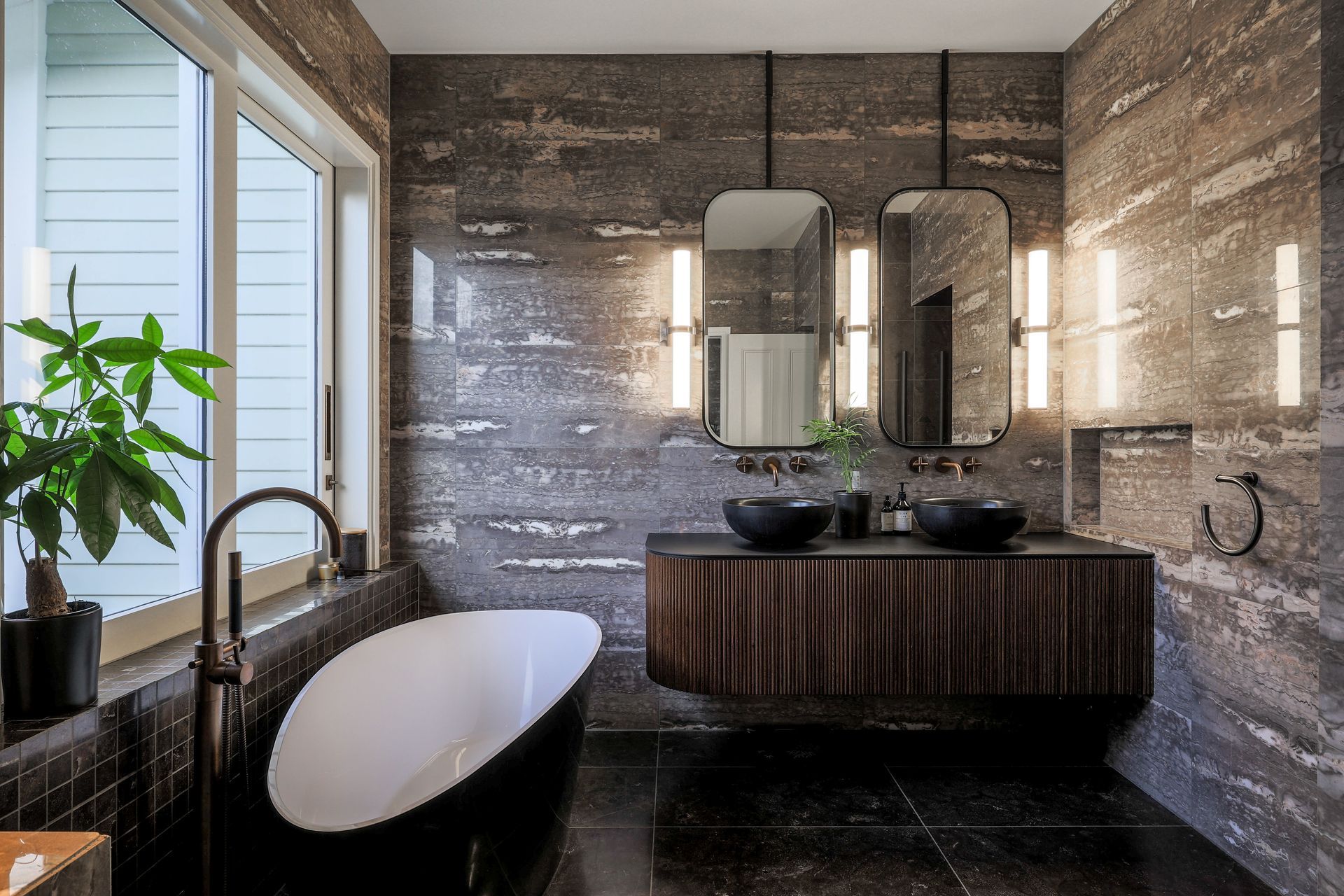 R66030-Edit.jpg