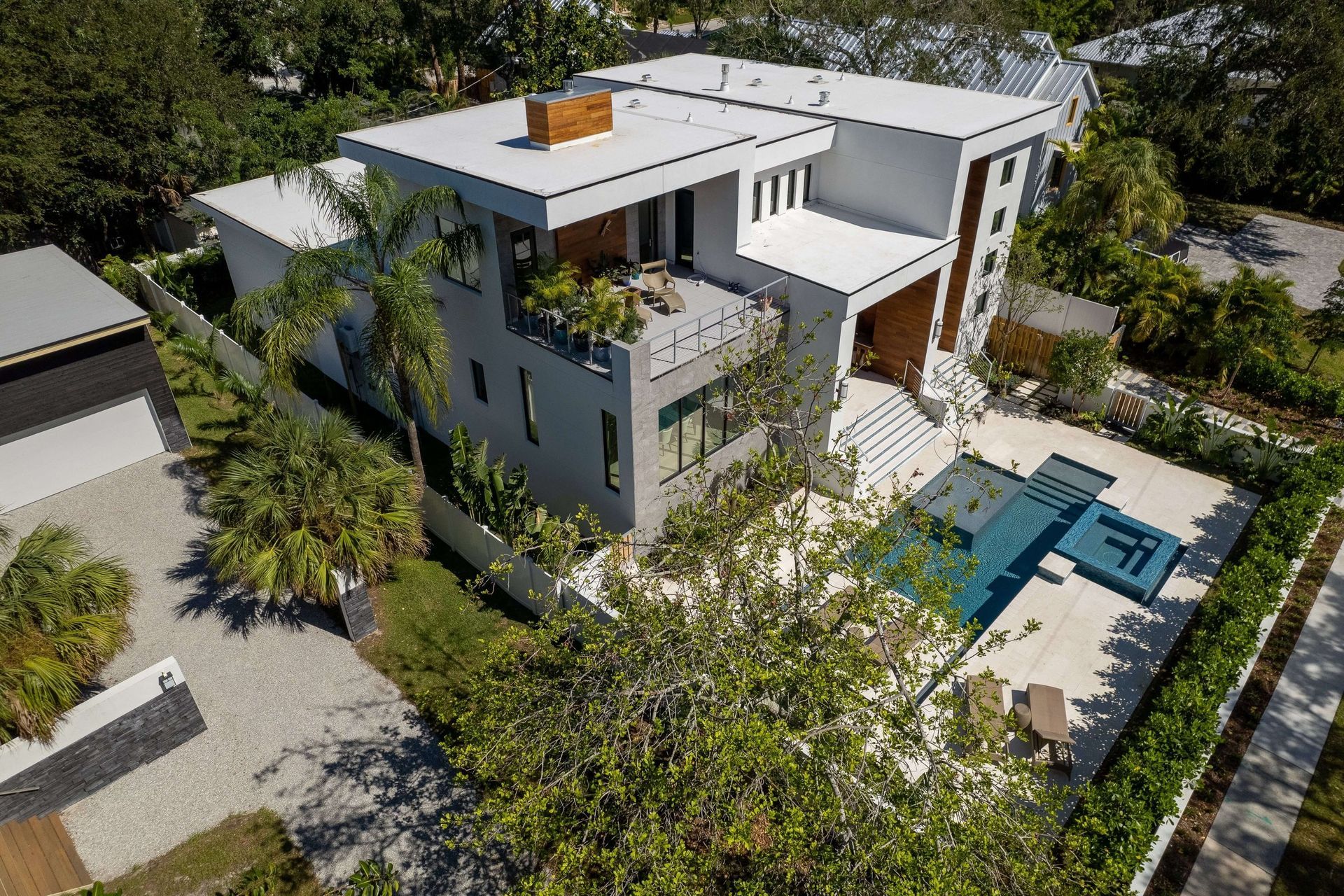 SRQ-BayShoreHome-Drone4.jpeg