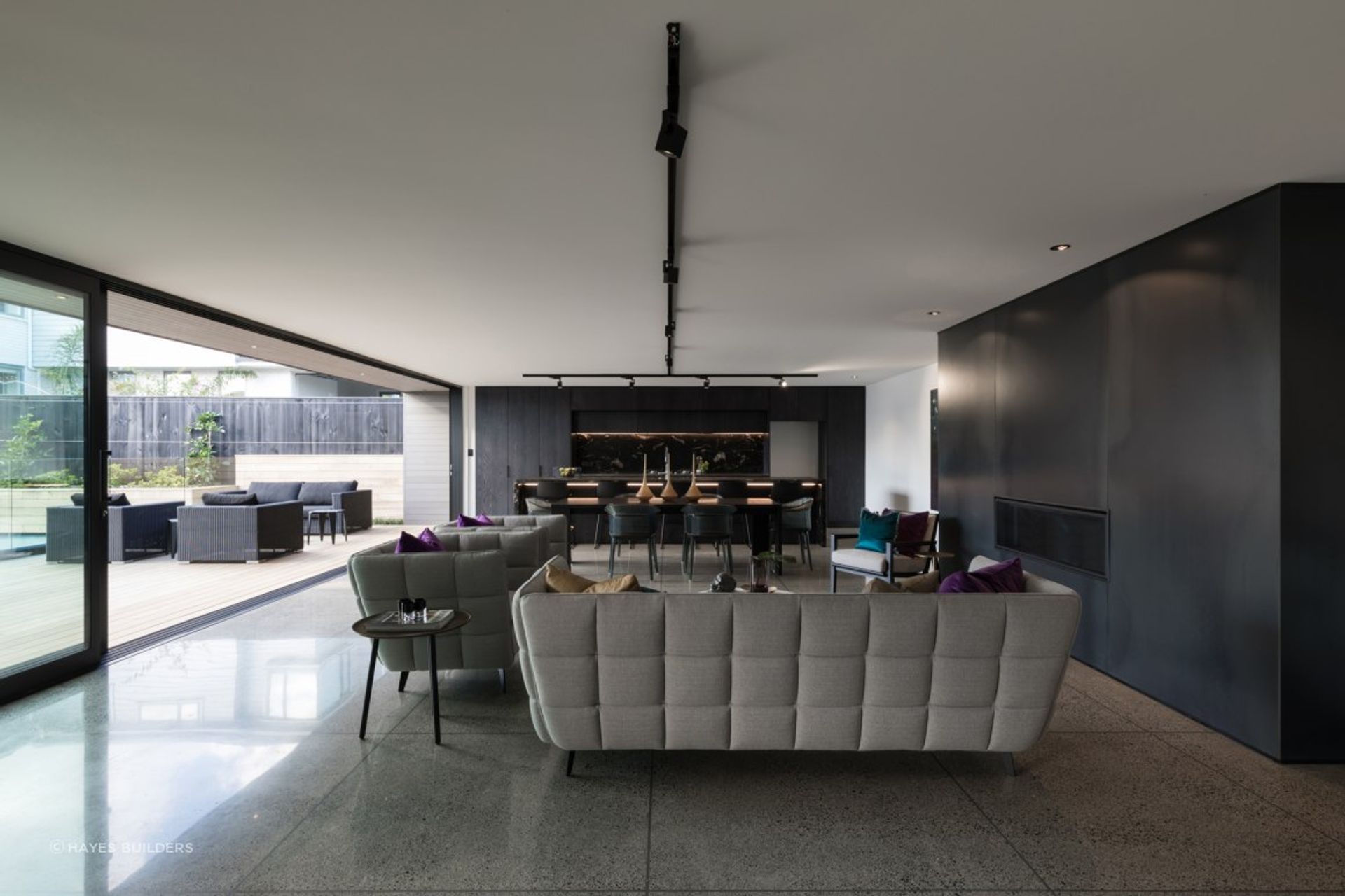 Cantilever House