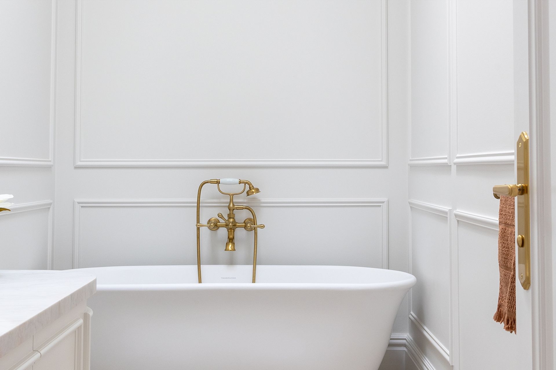 WAHPowderRoomMSBKatherineSaabOatlandsSydney1920x1080px.jpg