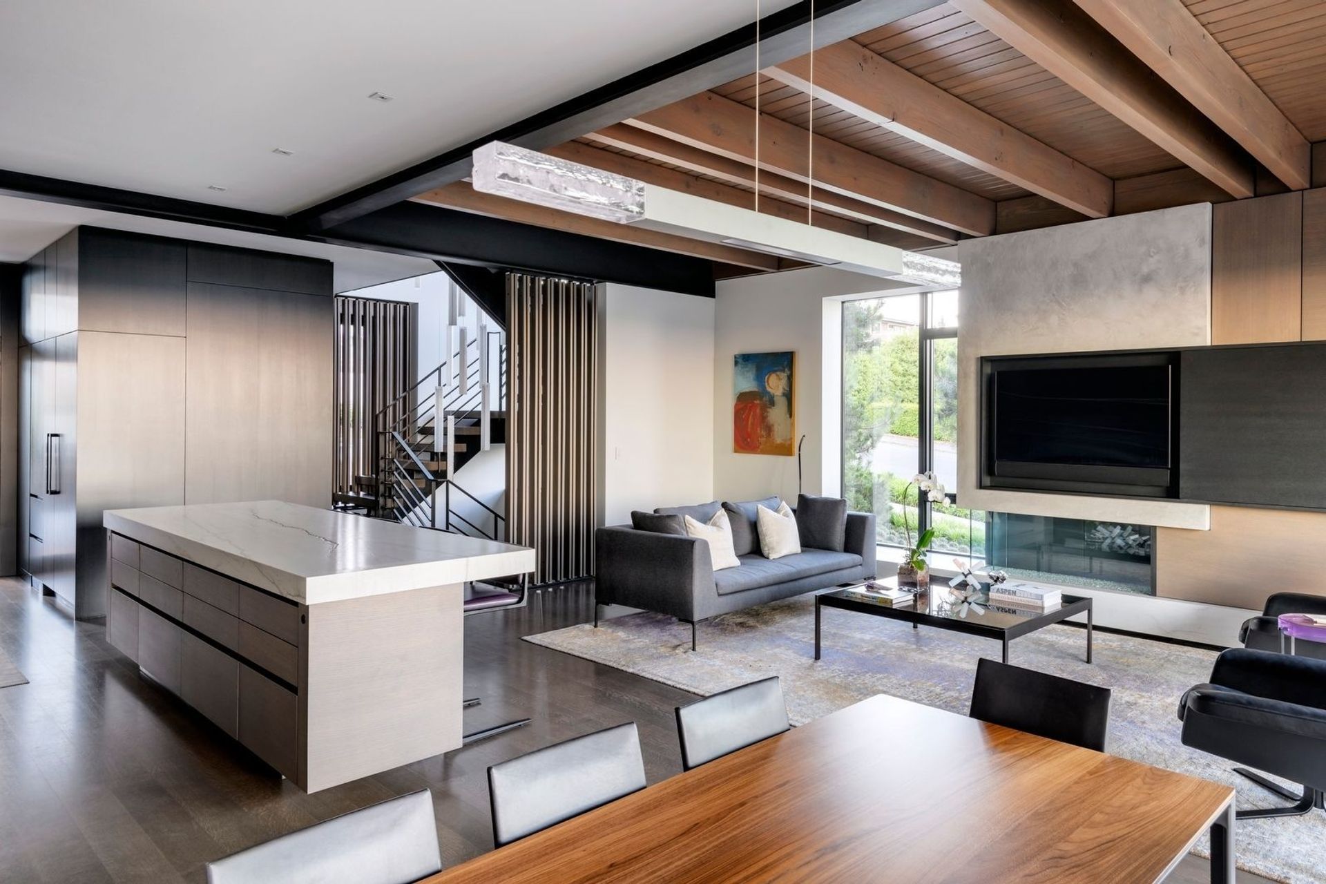 West-of-Market-071422-0886-2-light-webfeature.jpg