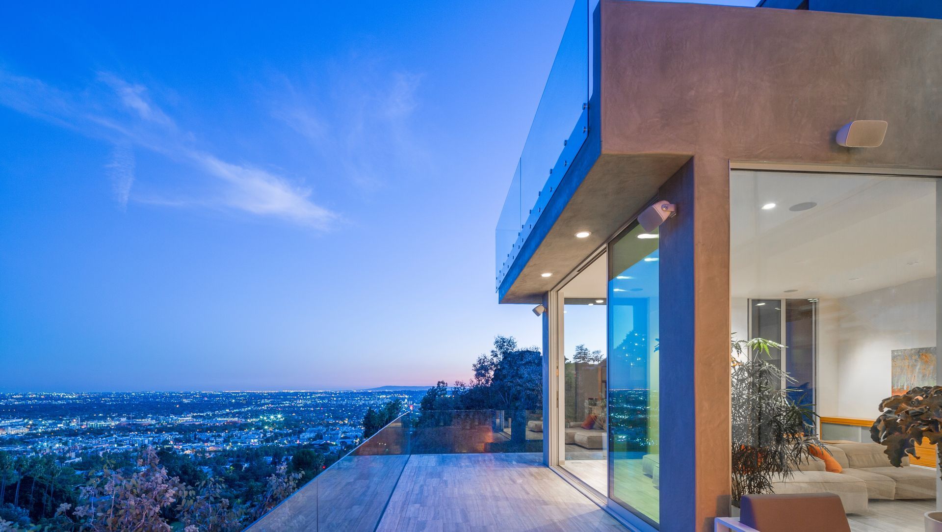 Canyon House banner