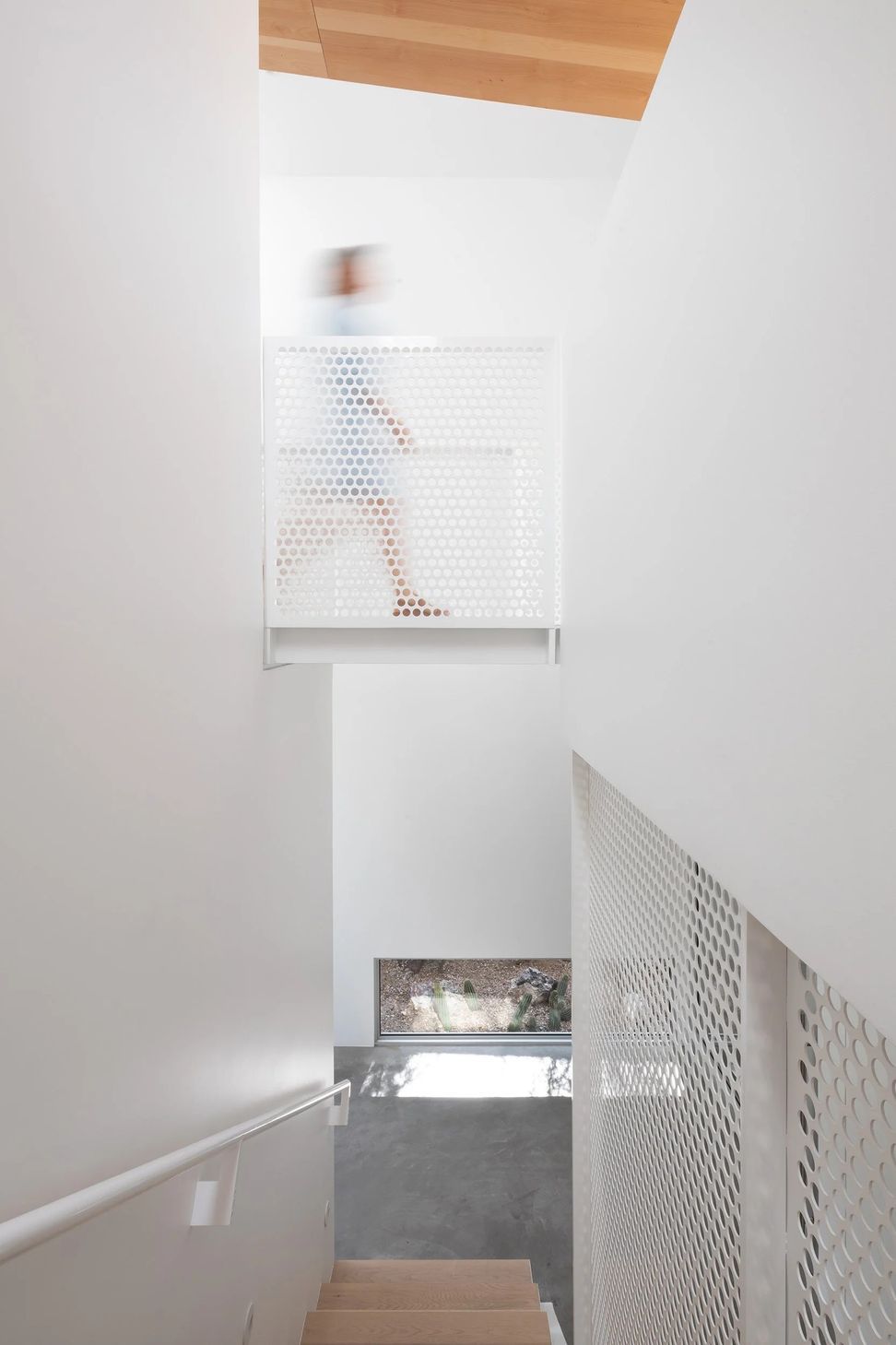 imgi162HKAVentanaHouse2991.jpg