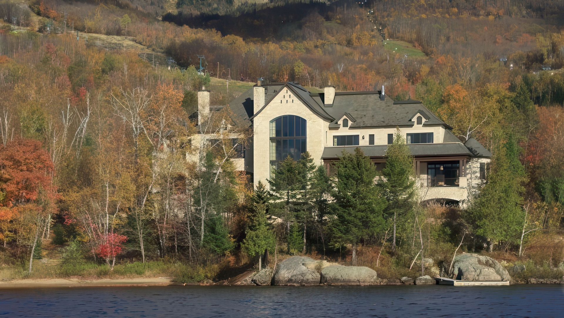 Mont-Tremblant Residence banner