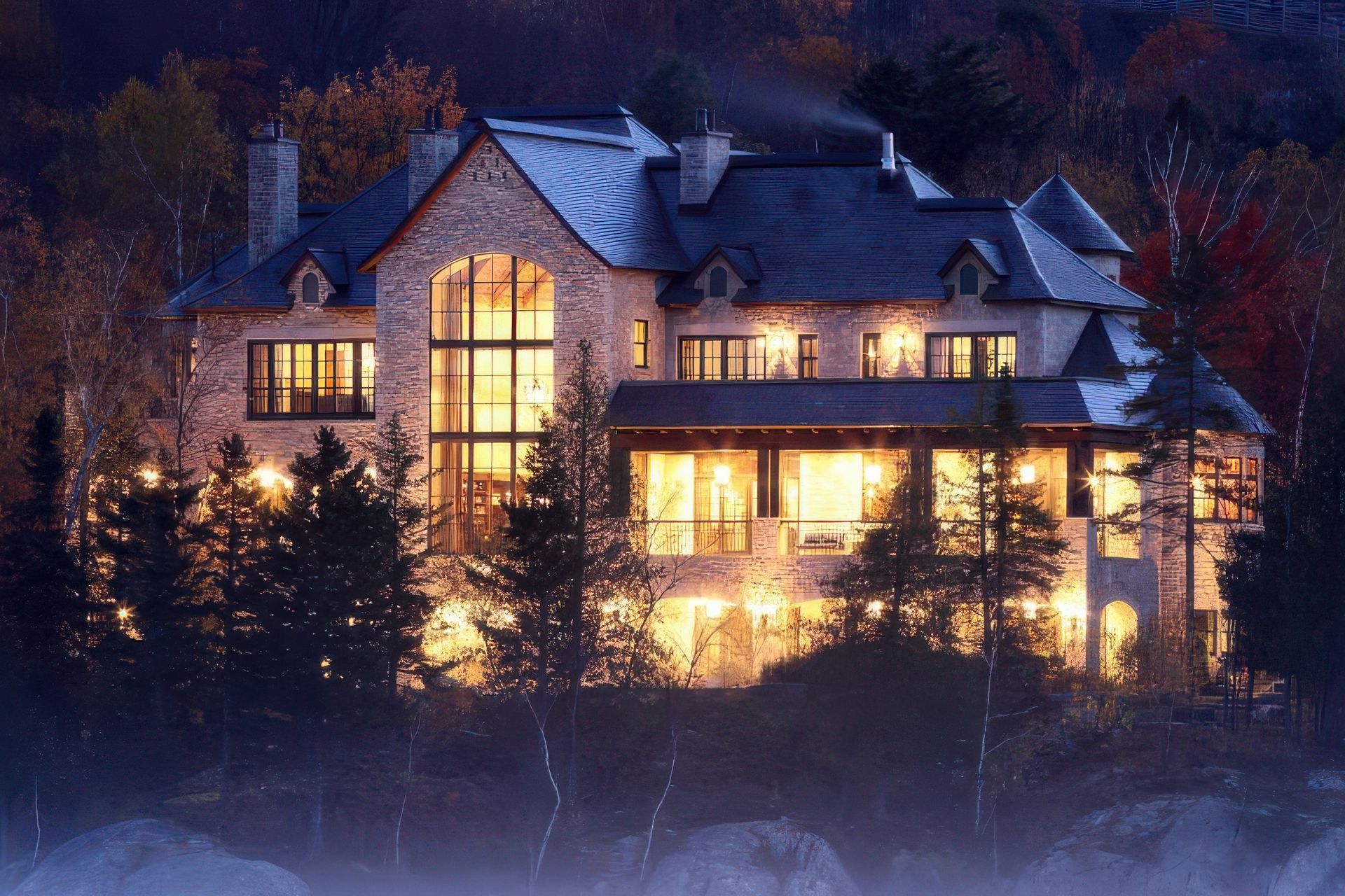imgi18Mont-Tremblant11c-825x510-gigapixel-standard-v2-4x.jpg